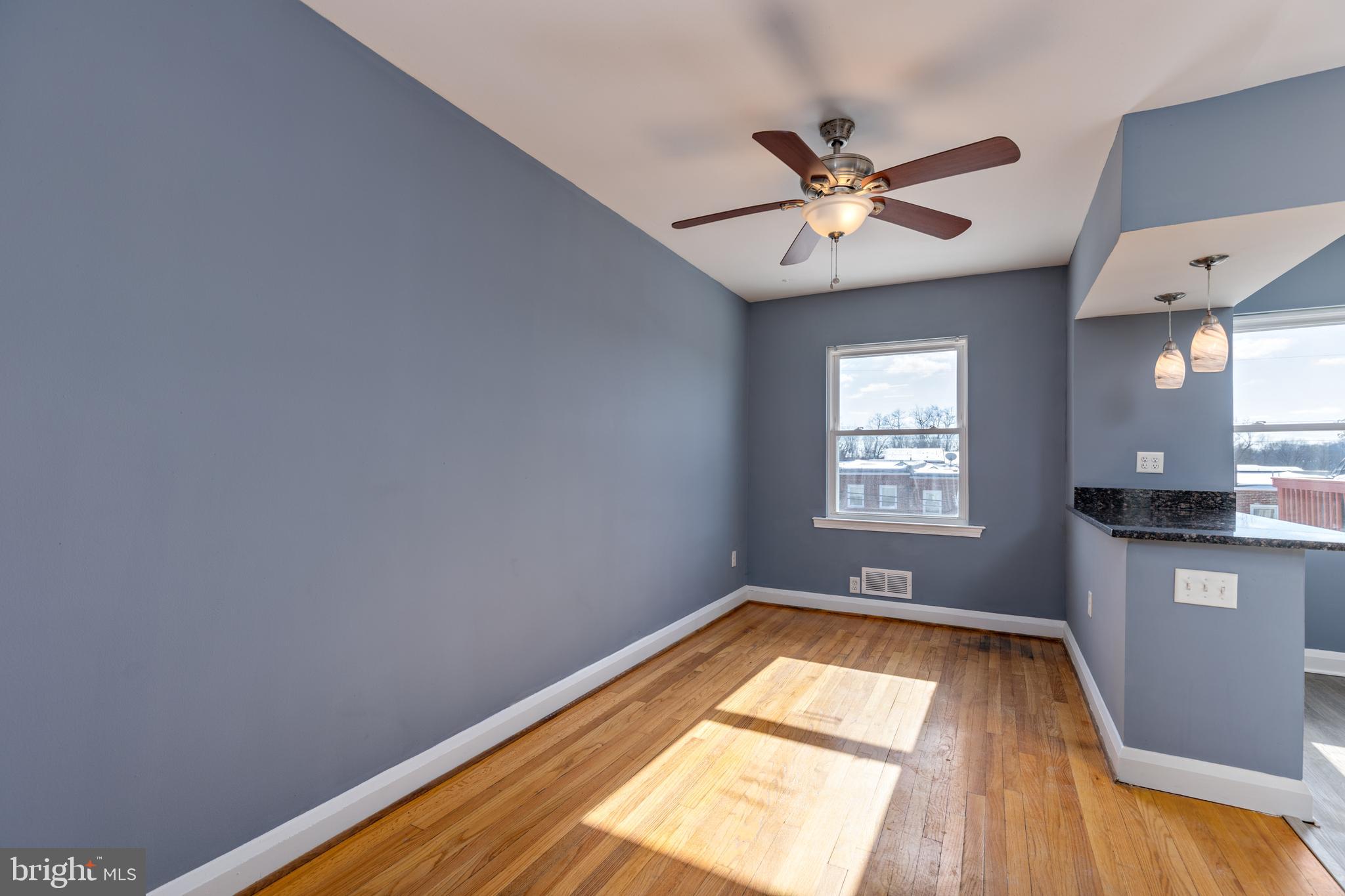 MEDFIELD - Residential