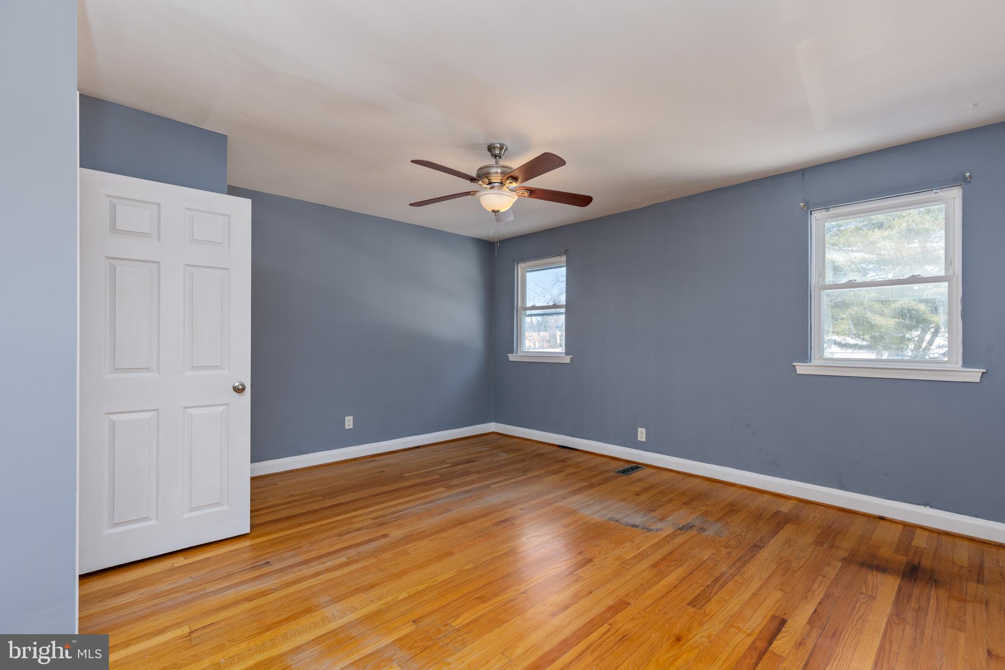 MEDFIELD - Residential