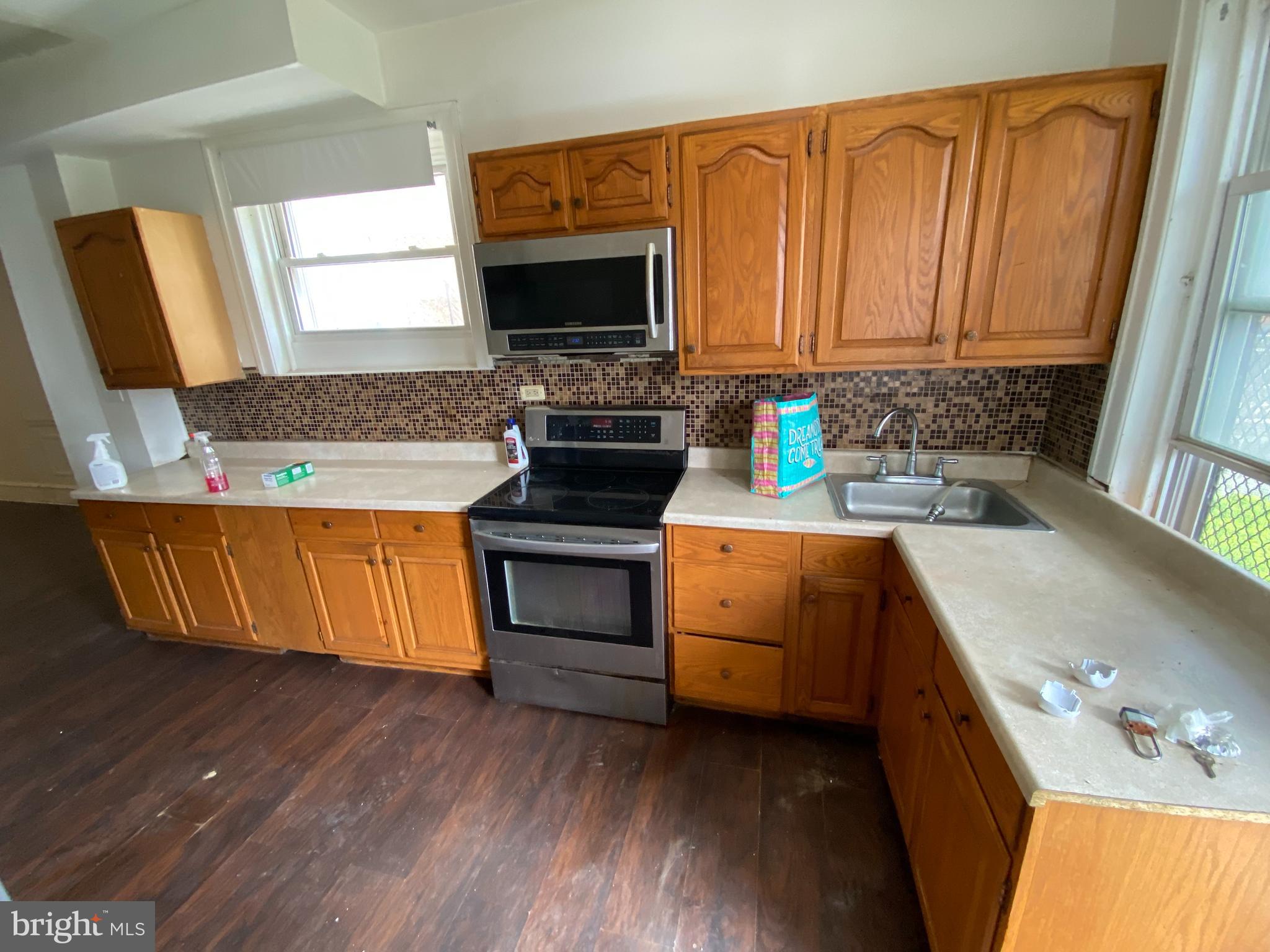 OGONTZ - Residential Lease