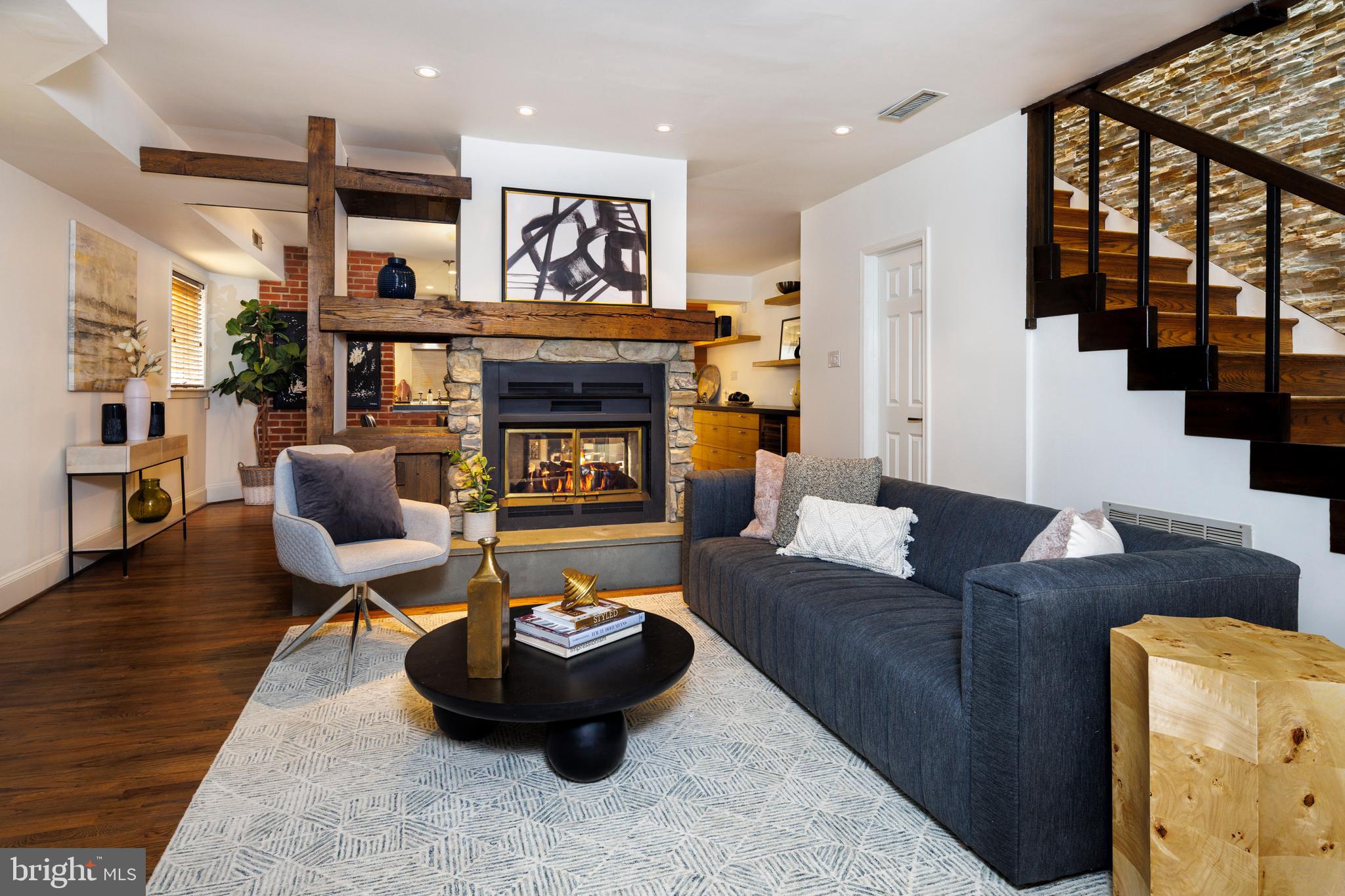 WASHINGTON SQ WEST - Residential