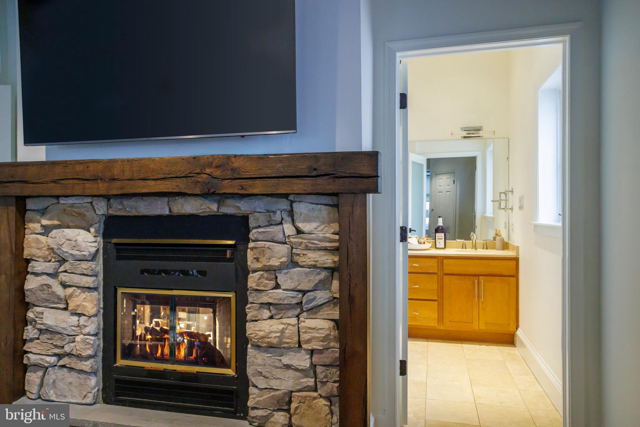 WASHINGTON SQ WEST - Residential