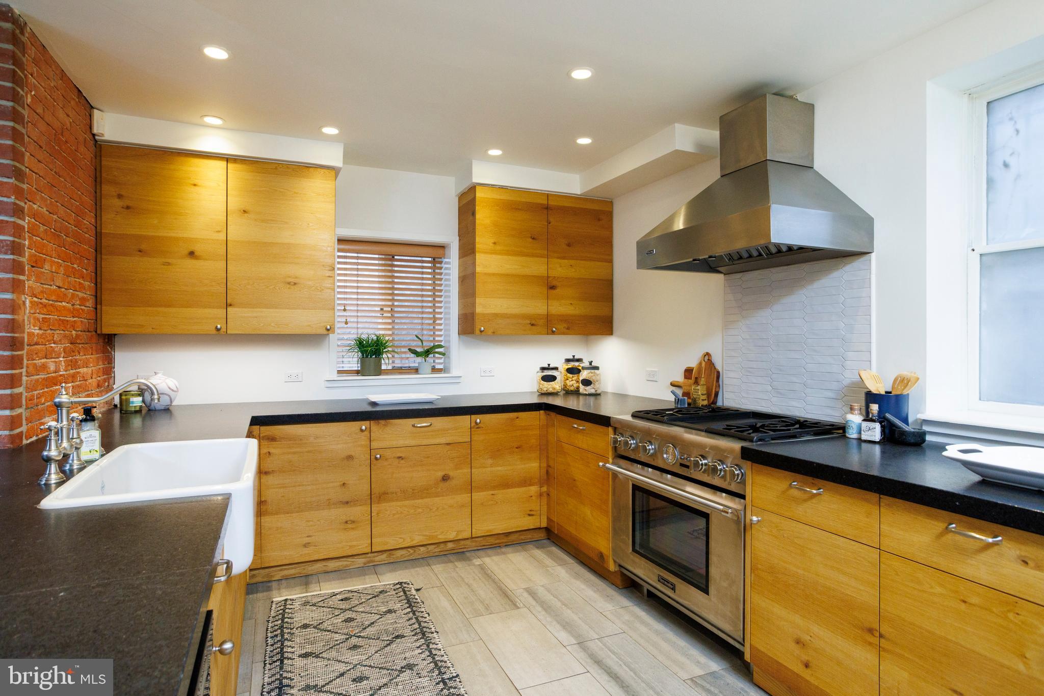 WASHINGTON SQ WEST - Residential