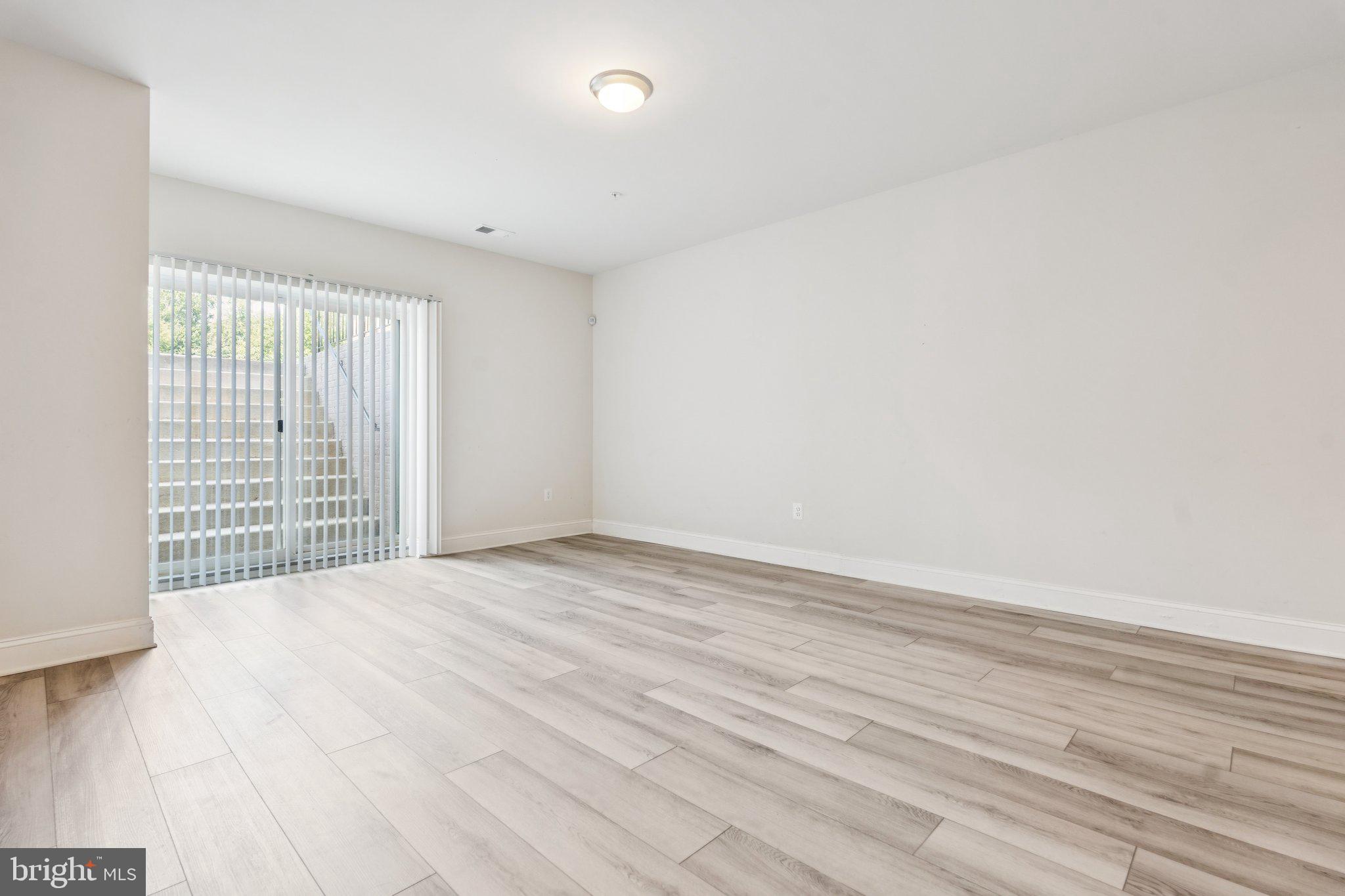 VILLAGES OF ELK NECK - Residential