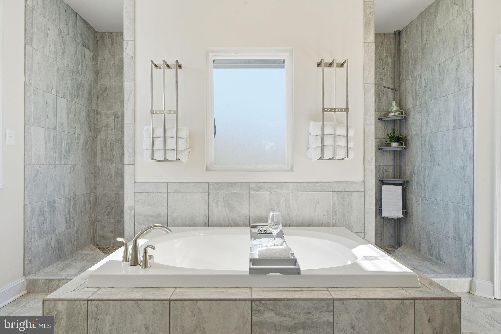 VILLAGES OF ELK NECK - Residential