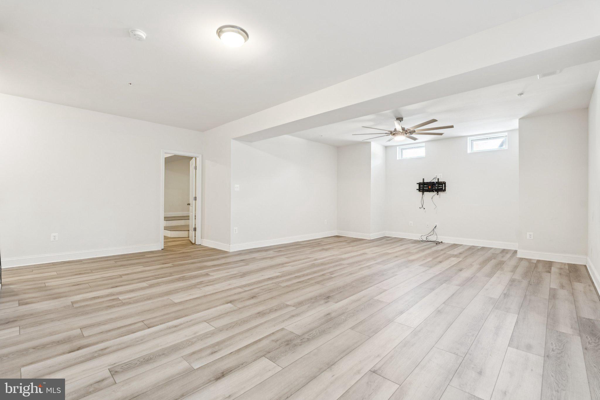 VILLAGES OF ELK NECK - Residential