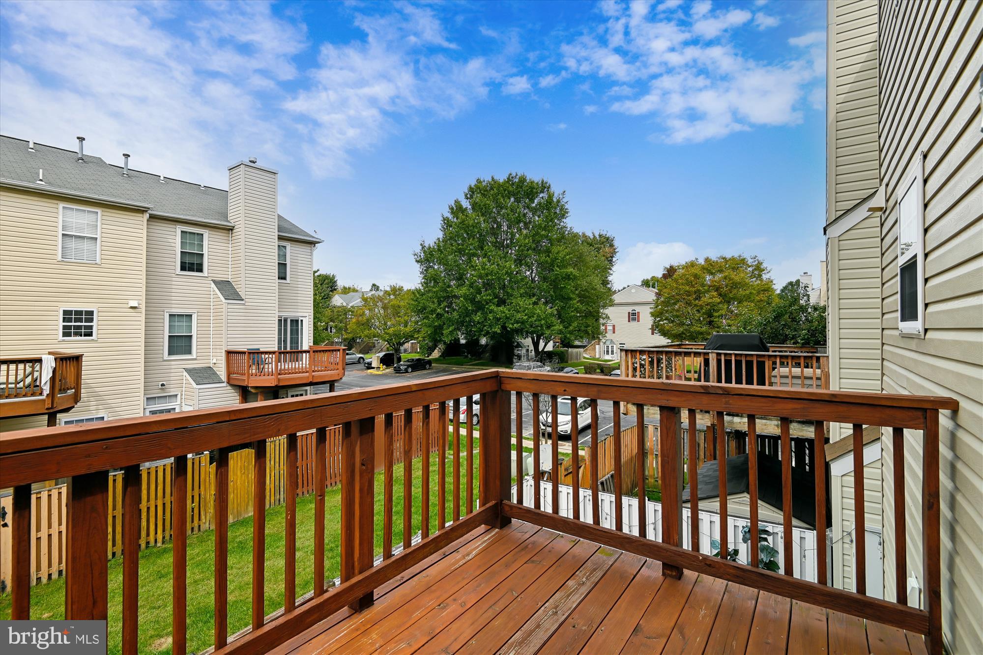 STONEHAVEN MEWS IN CROFTON VILLAGE - Residential