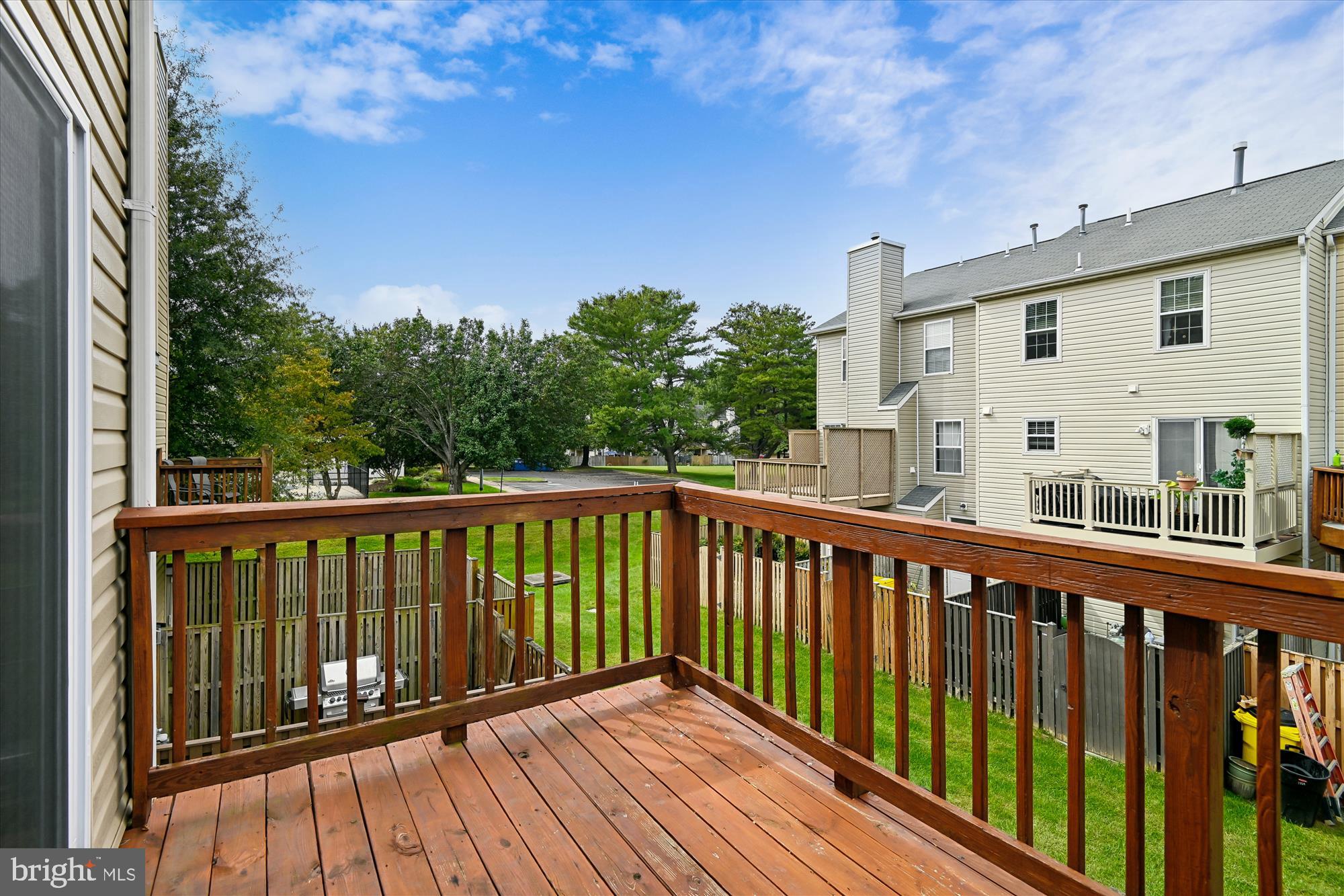 STONEHAVEN MEWS IN CROFTON VILLAGE - Residential