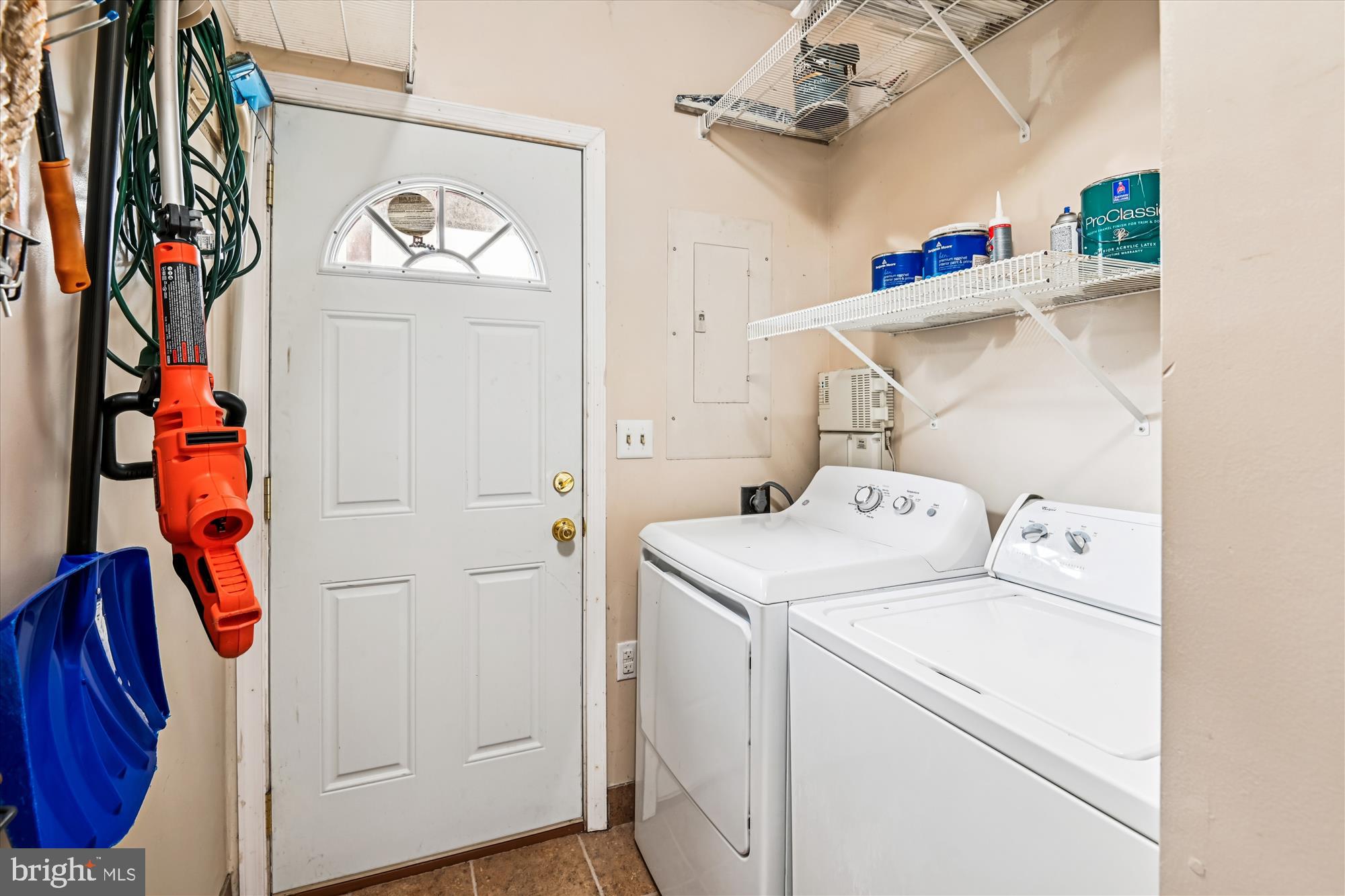 STONEHAVEN MEWS IN CROFTON VILLAGE - Residential