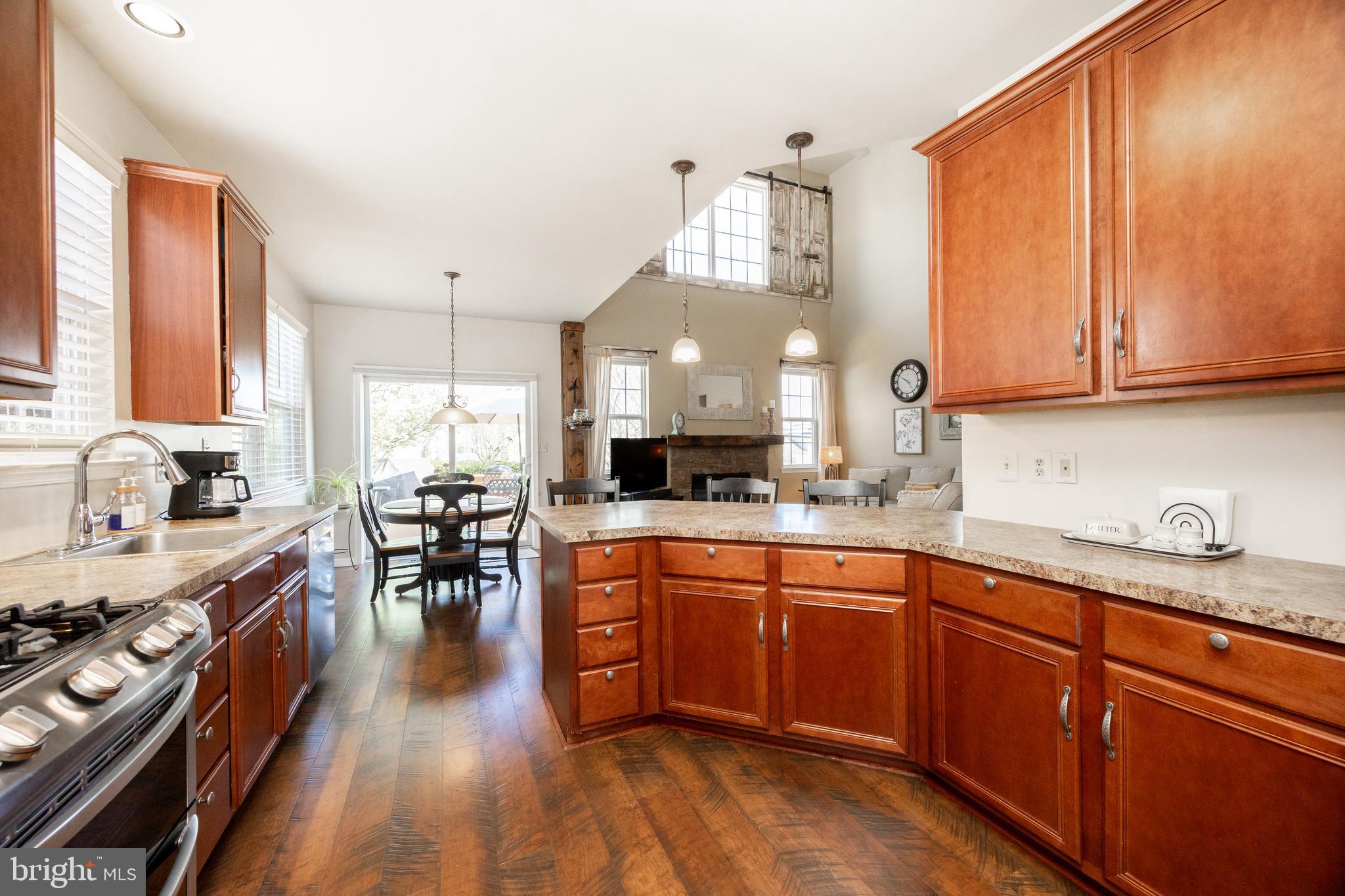 BELLA VISTA - Residential