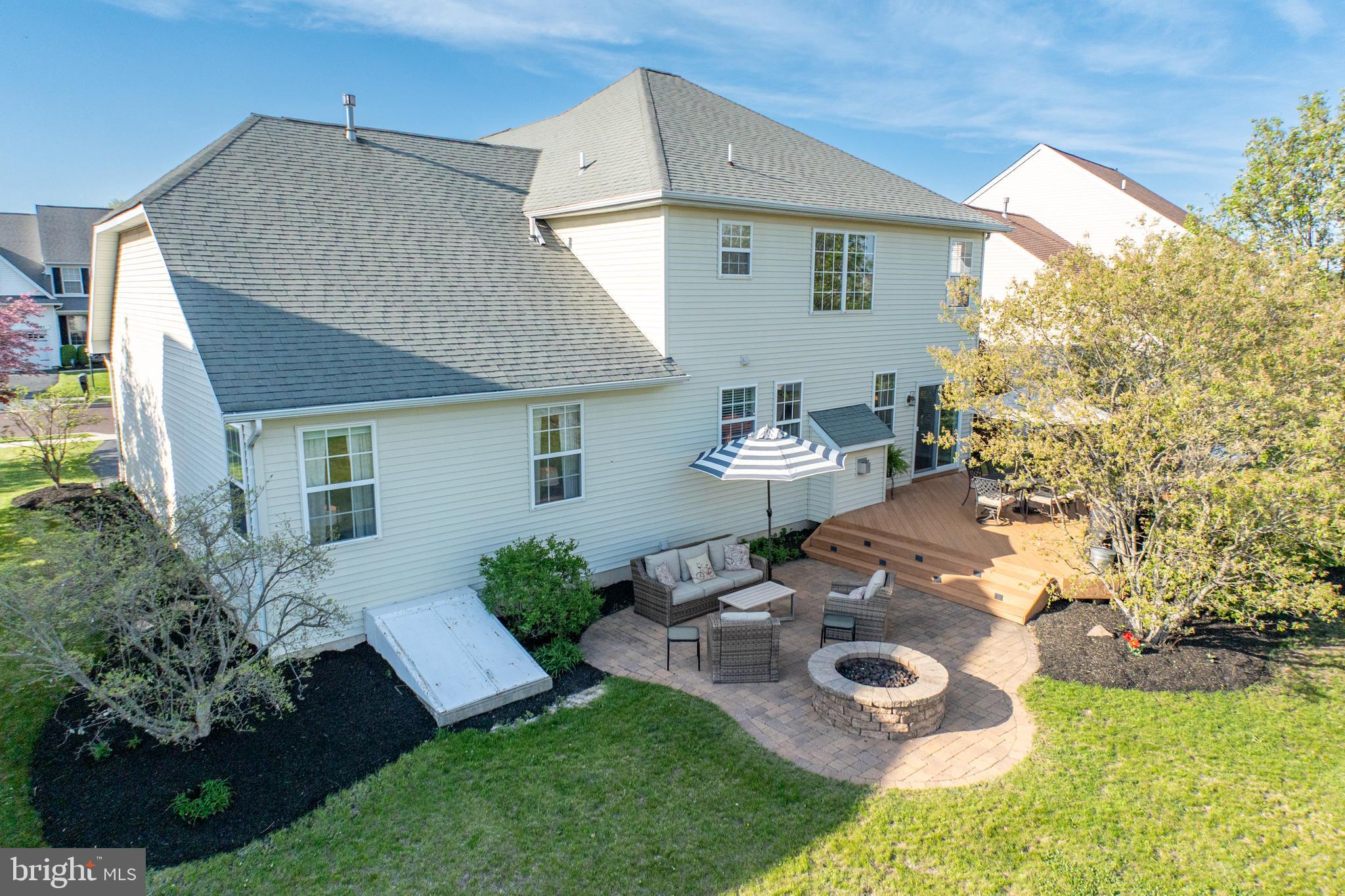 BELLA VISTA - Residential