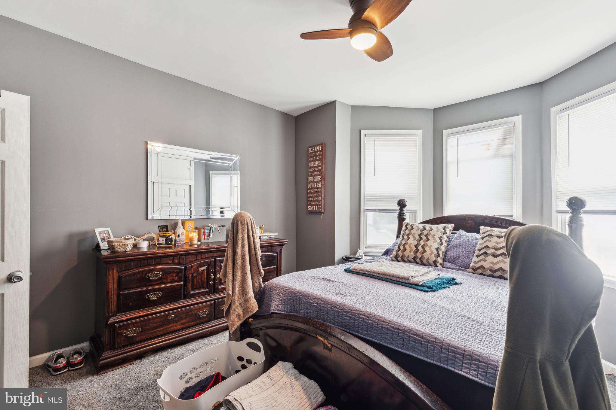 PORT RICHMOND - Residential