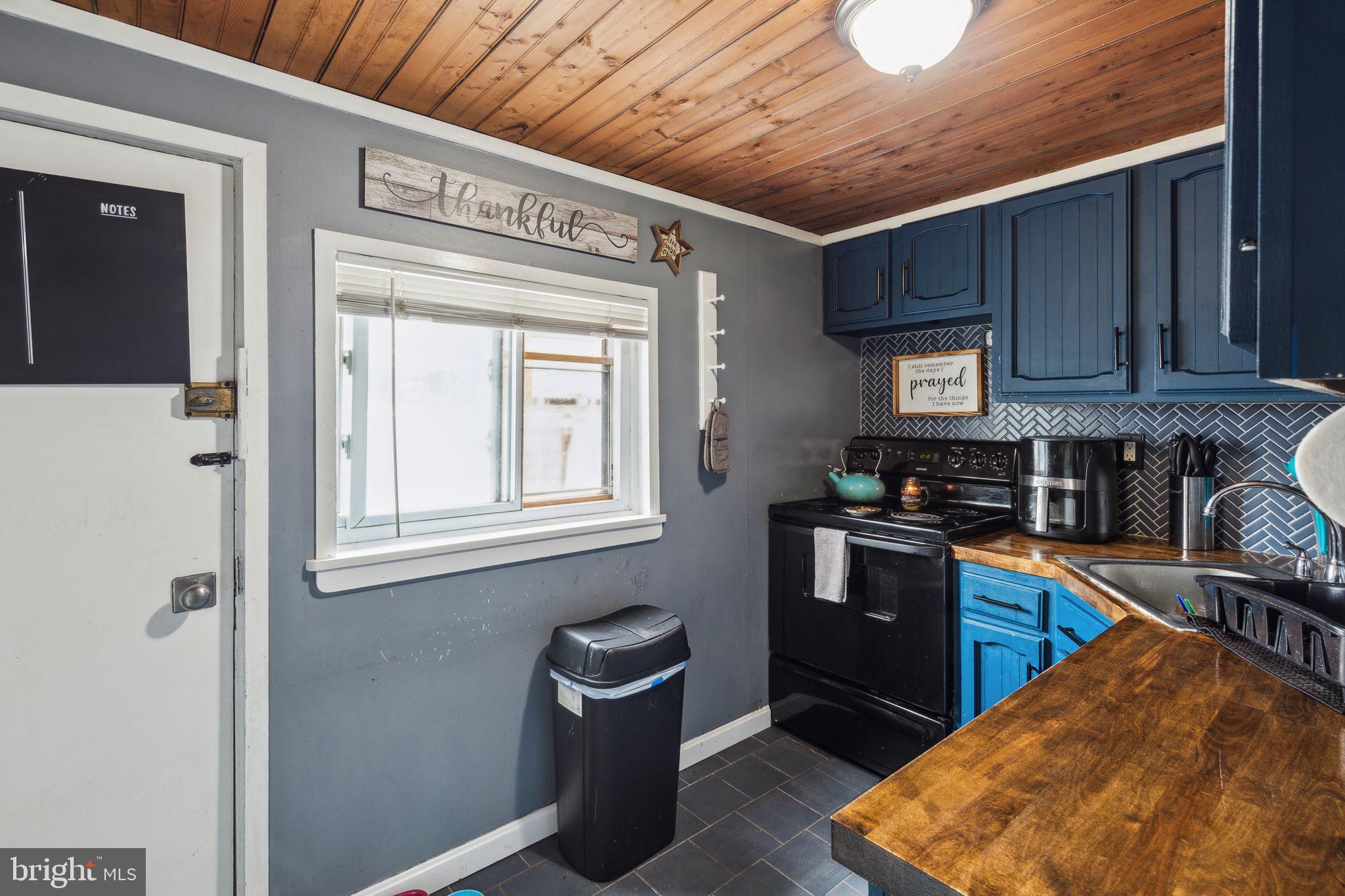 PORT RICHMOND - Residential