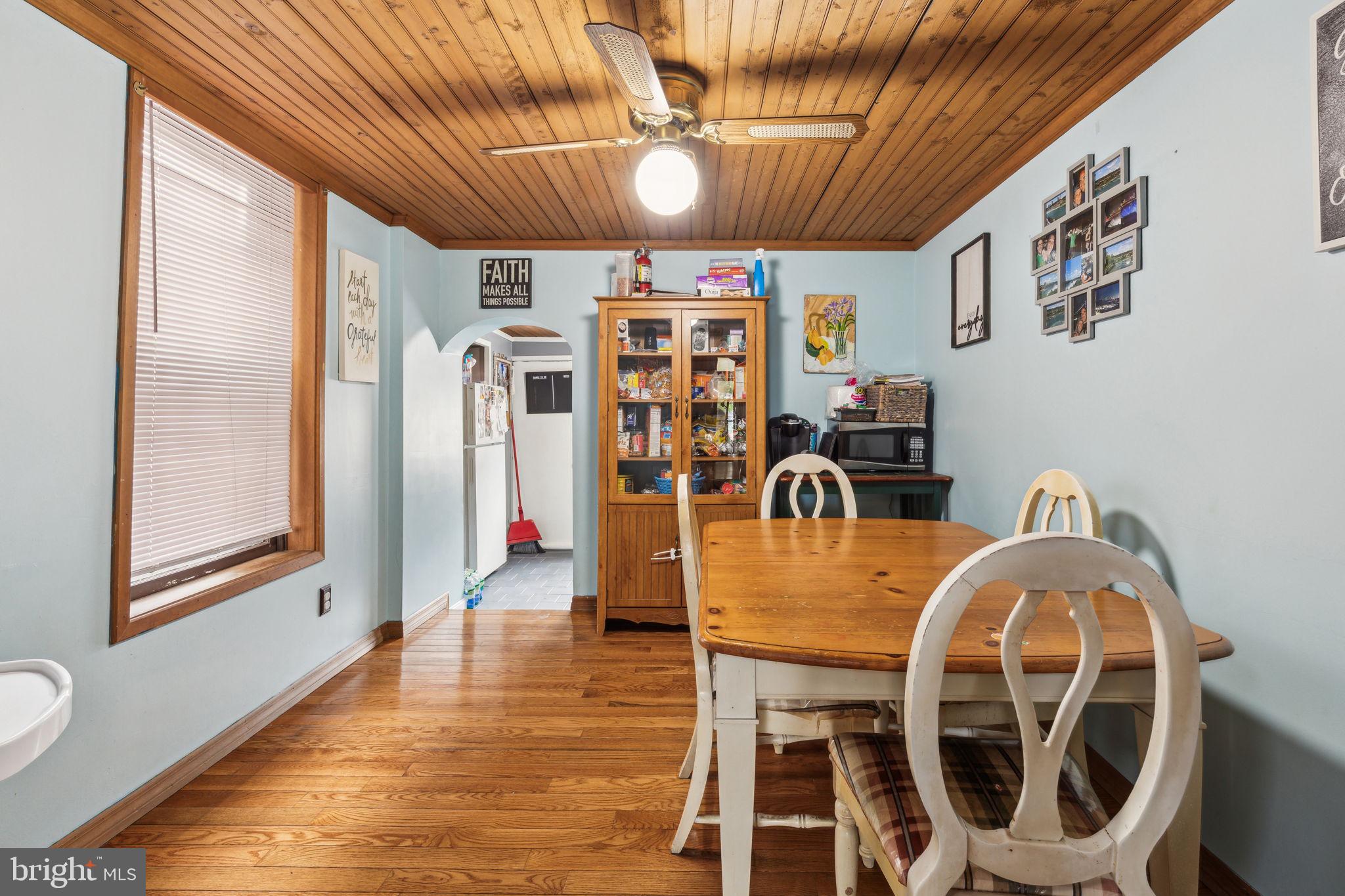 PORT RICHMOND - Residential