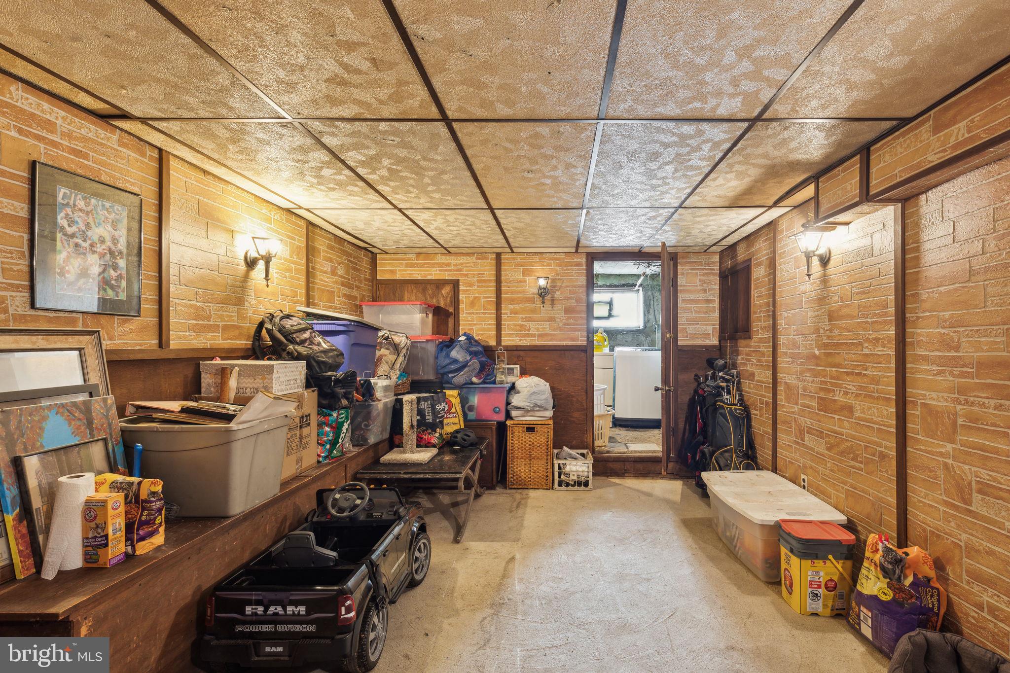 PORT RICHMOND - Residential