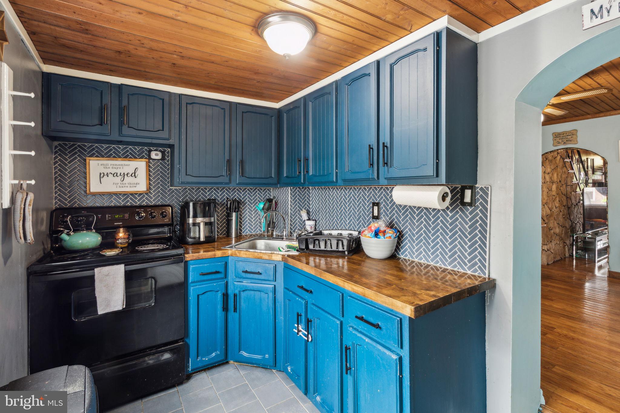 PORT RICHMOND - Residential