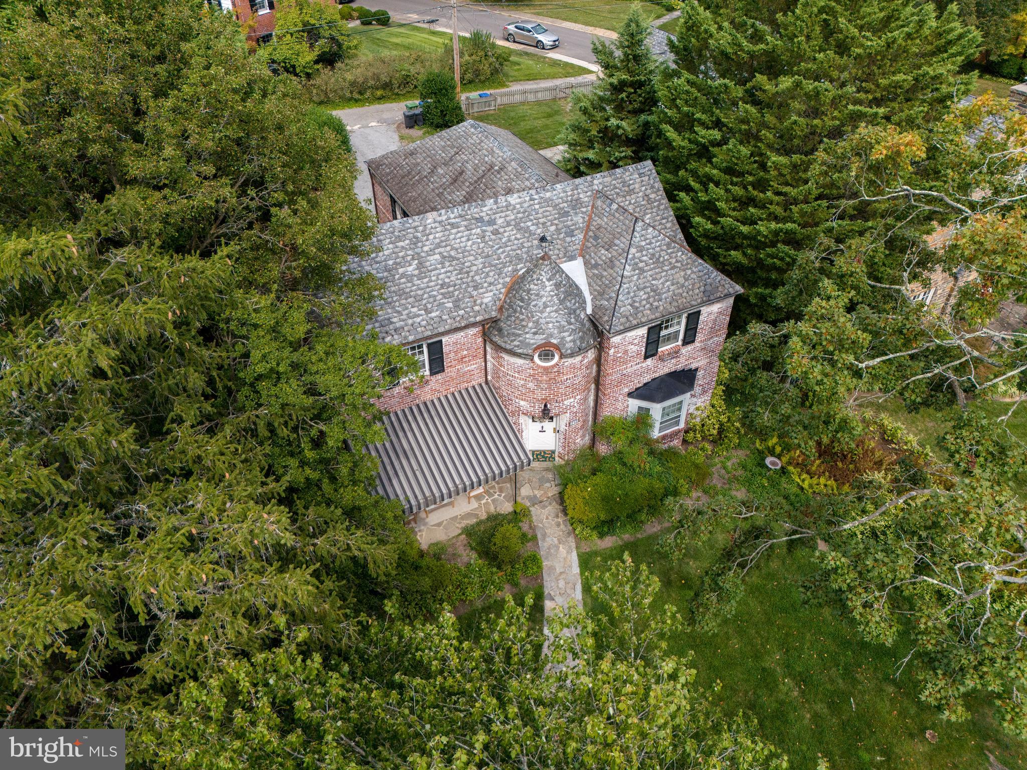 GREATER HOMELAND HISTORIC DISTRICT - Residential