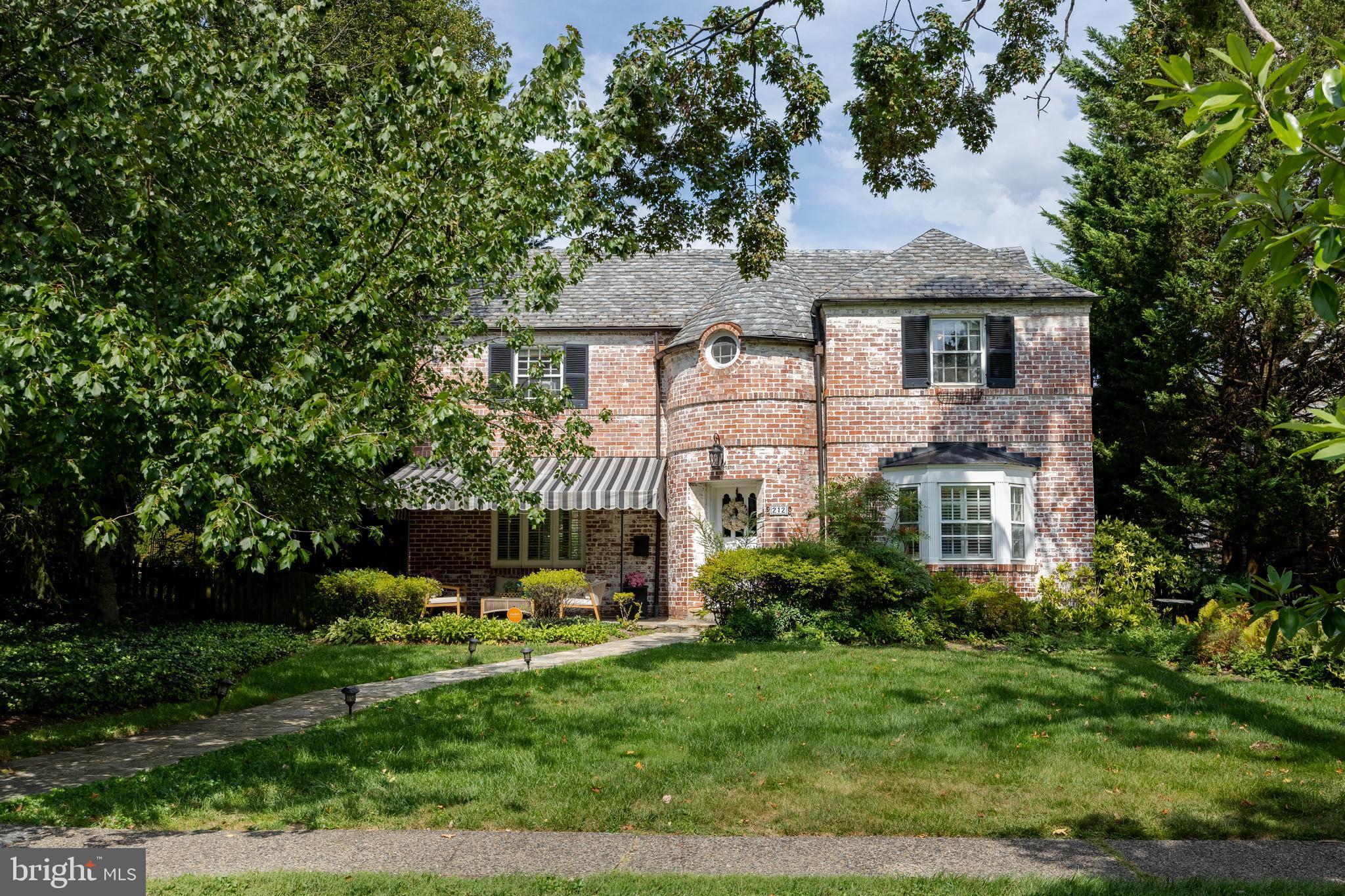 GREATER HOMELAND HISTORIC DISTRICT - Residential