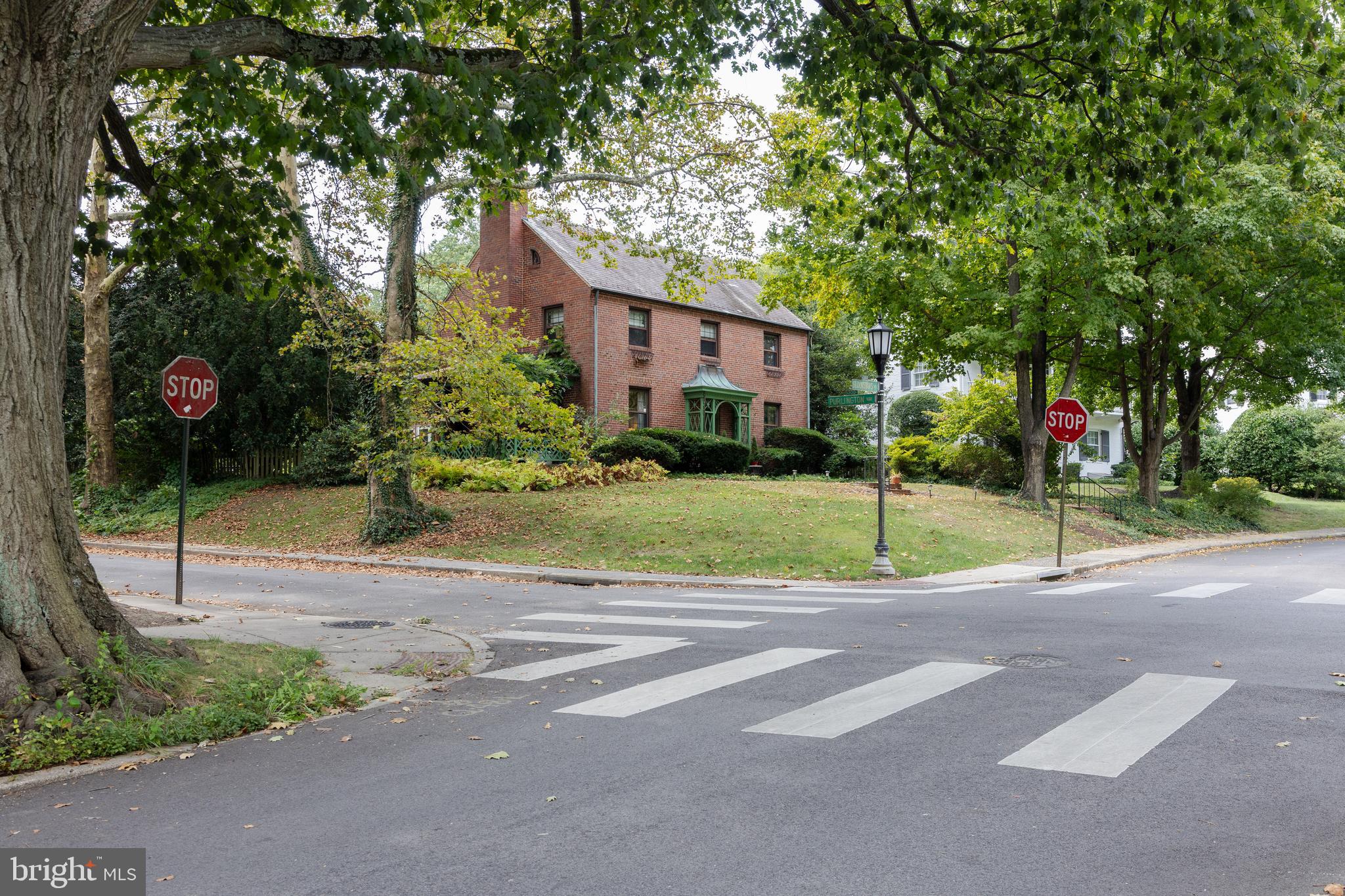 GREATER HOMELAND HISTORIC DISTRICT - Residential