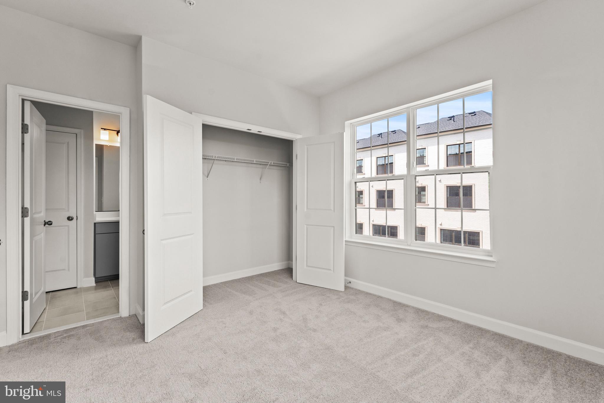 POTOMAC OVERLOOK AT NATIONAL HARBOR - Residential