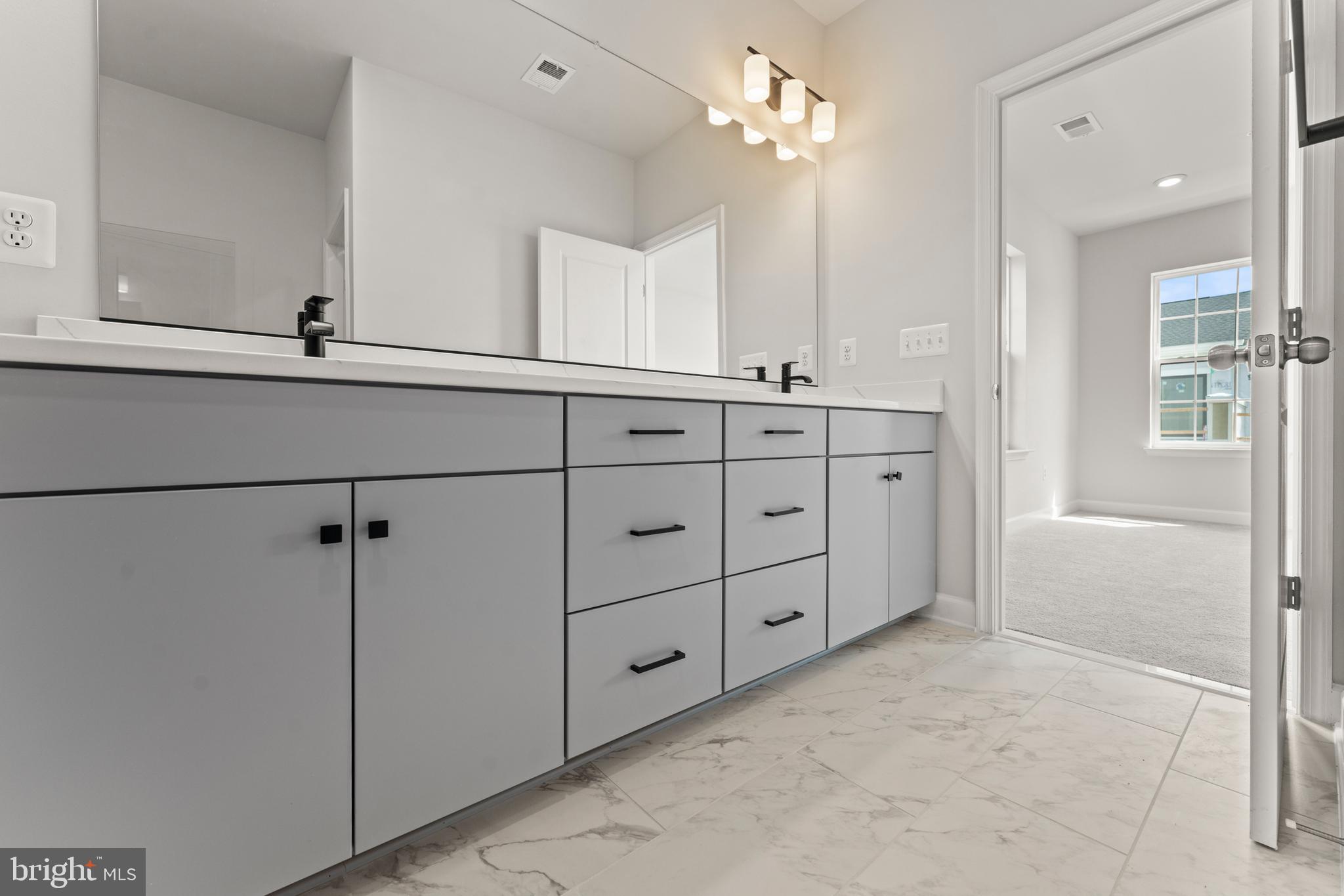 POTOMAC OVERLOOK AT NATIONAL HARBOR - Residential