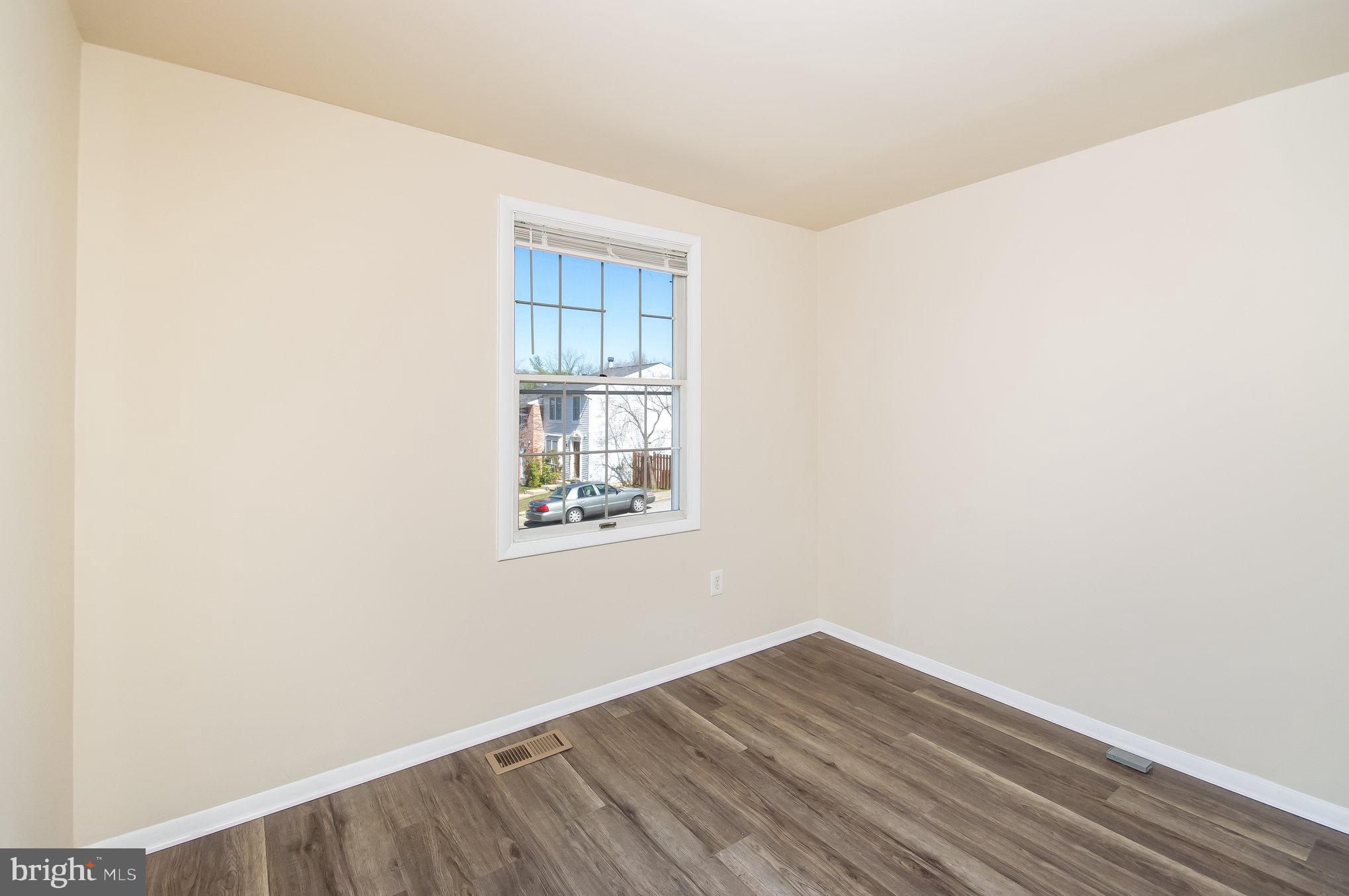 ROLLINGWOOD VILLAGE - Residential Lease