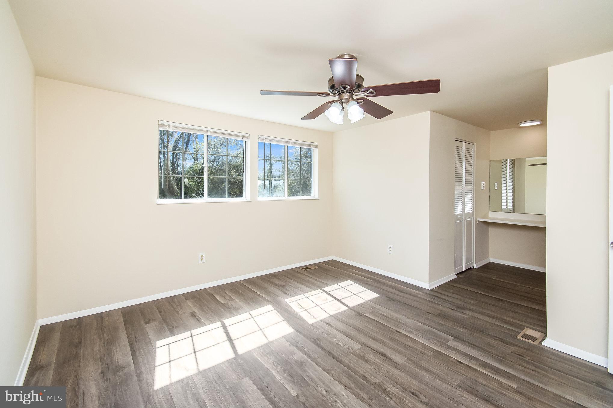 ROLLINGWOOD VILLAGE - Residential Lease