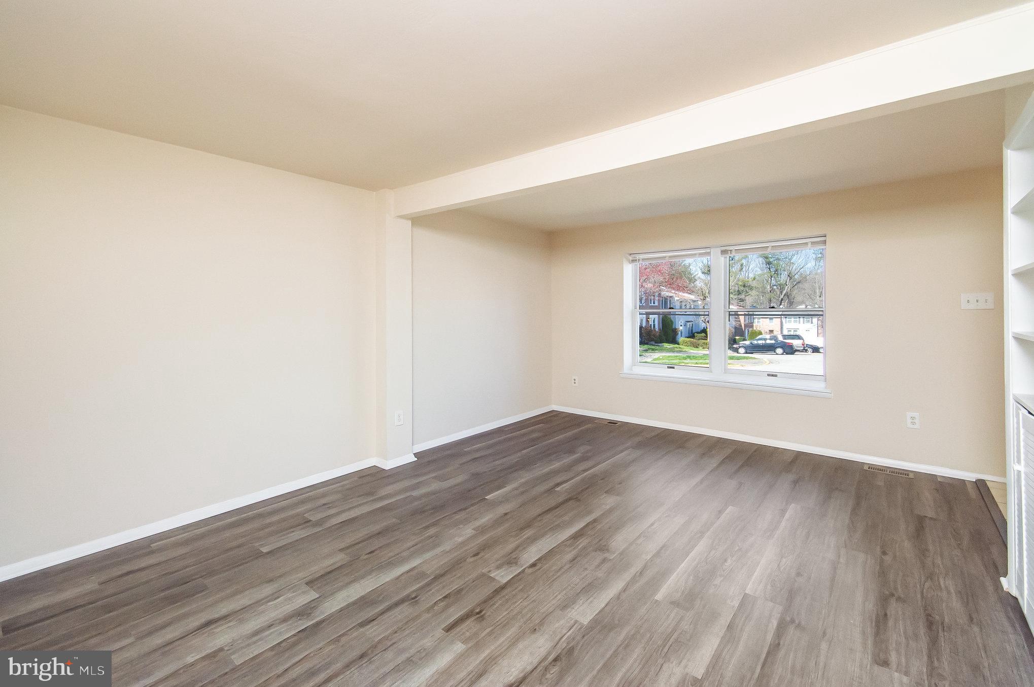 ROLLINGWOOD VILLAGE - Residential Lease