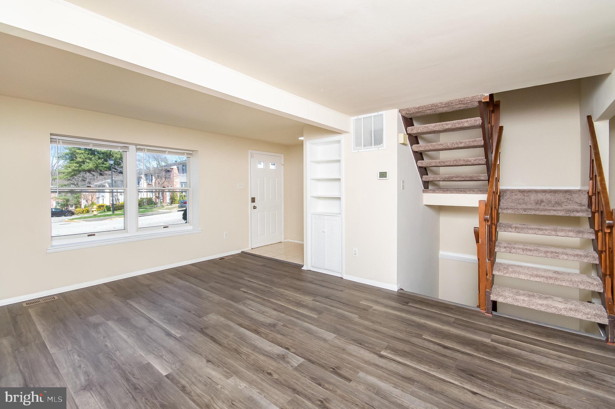 ROLLINGWOOD VILLAGE - Residential Lease