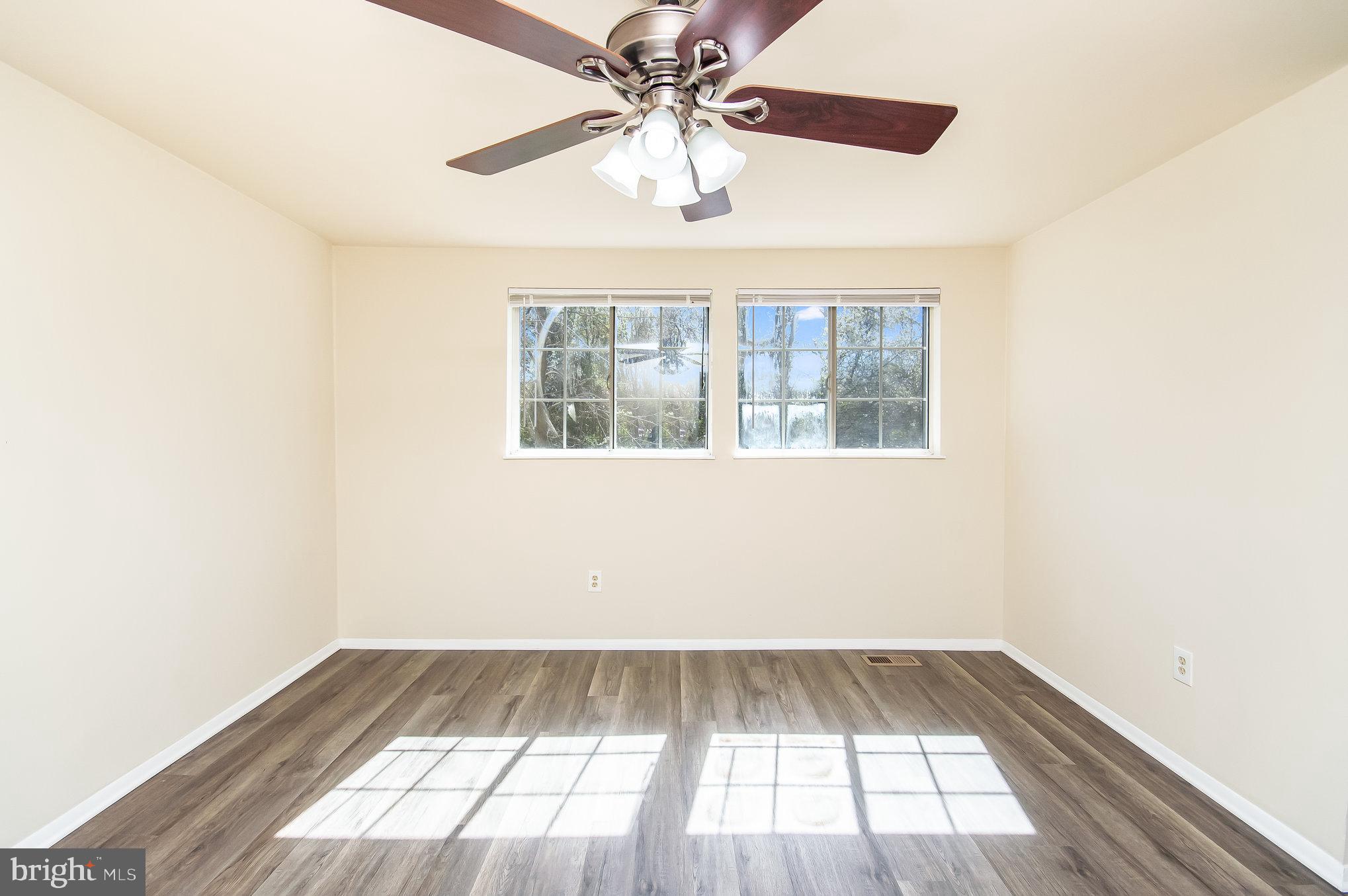 ROLLINGWOOD VILLAGE - Residential Lease