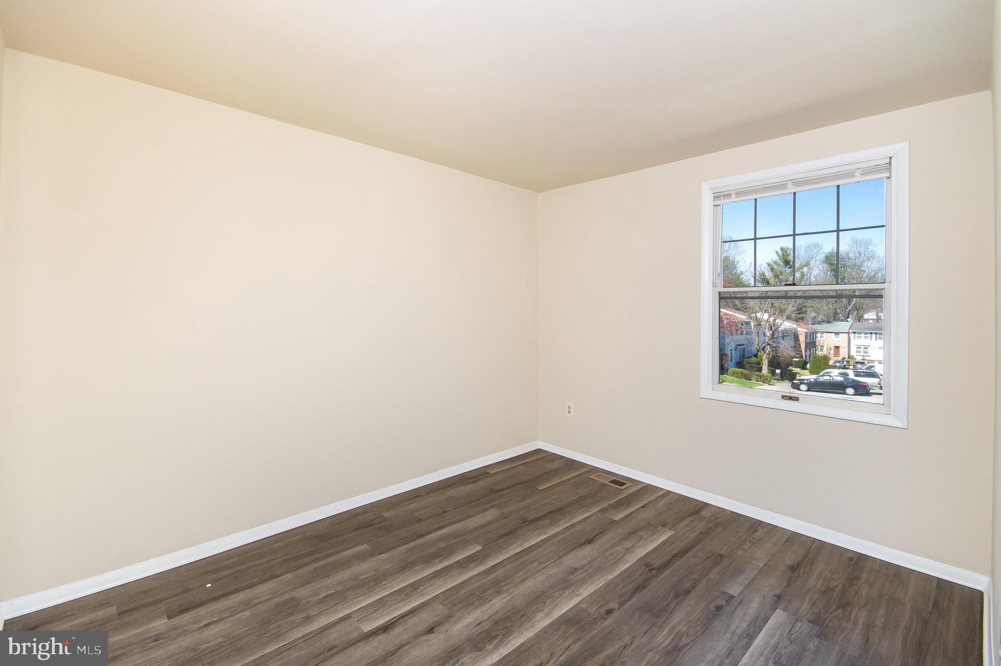 ROLLINGWOOD VILLAGE - Residential Lease