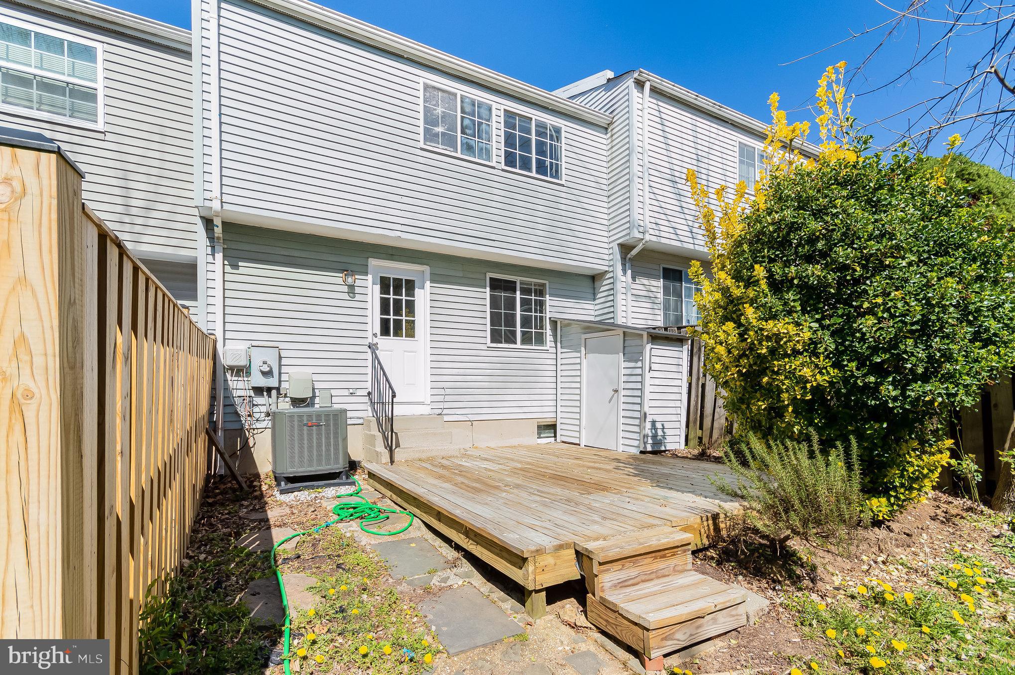 ROLLINGWOOD VILLAGE - Residential Lease