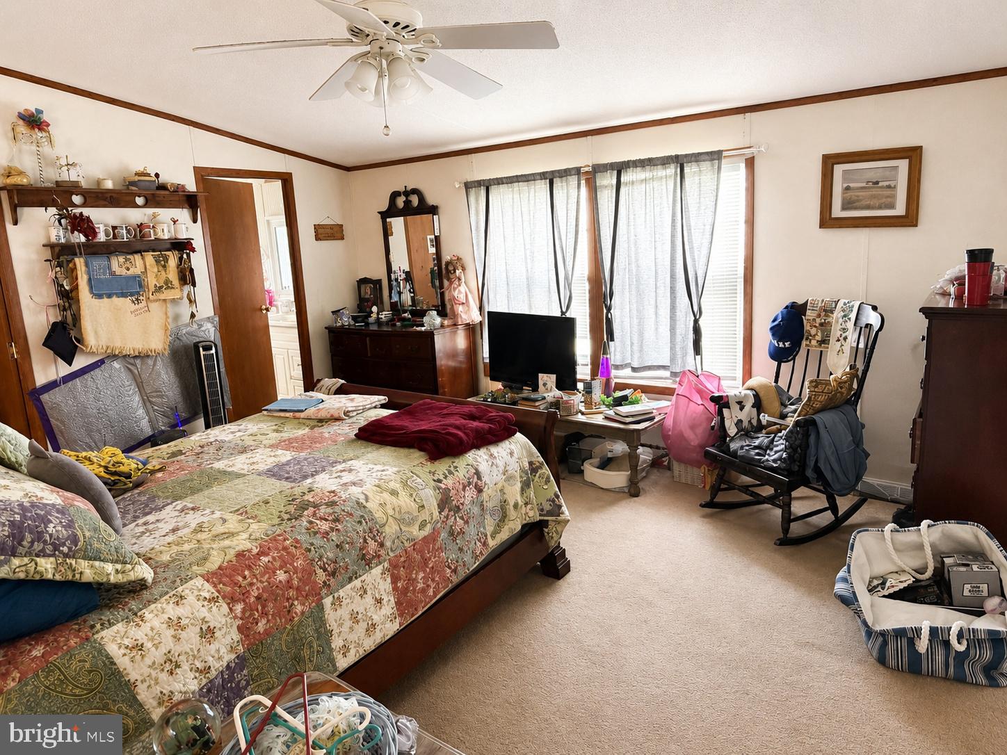 339 VINE CIRCLE