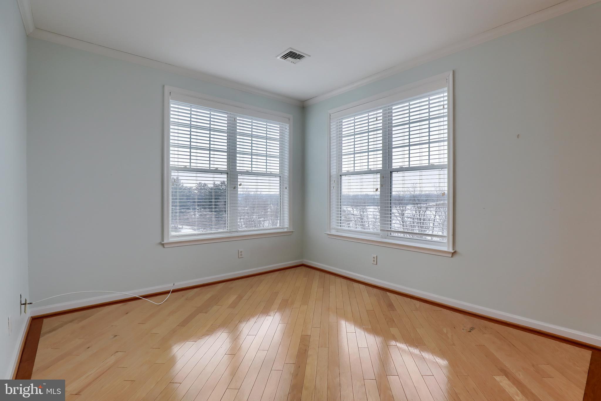 REGENTS GLEN - Residential