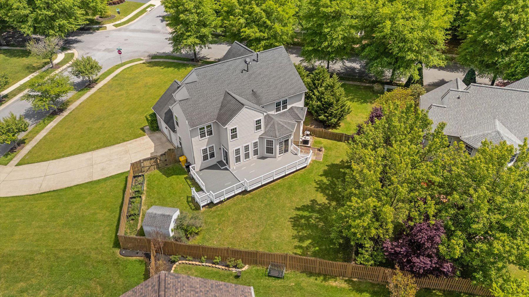 915 ECHO BAY COURT