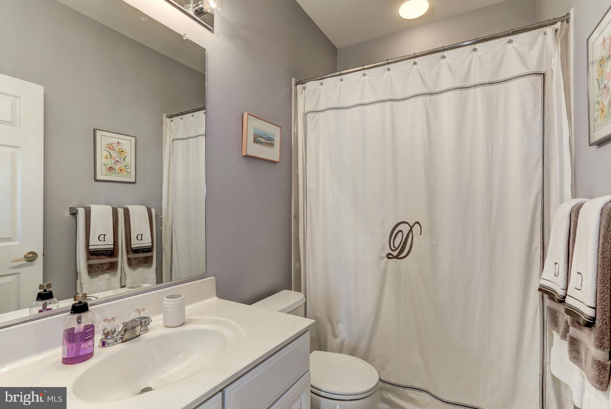 HERITAGE HUNT - Residential Lease