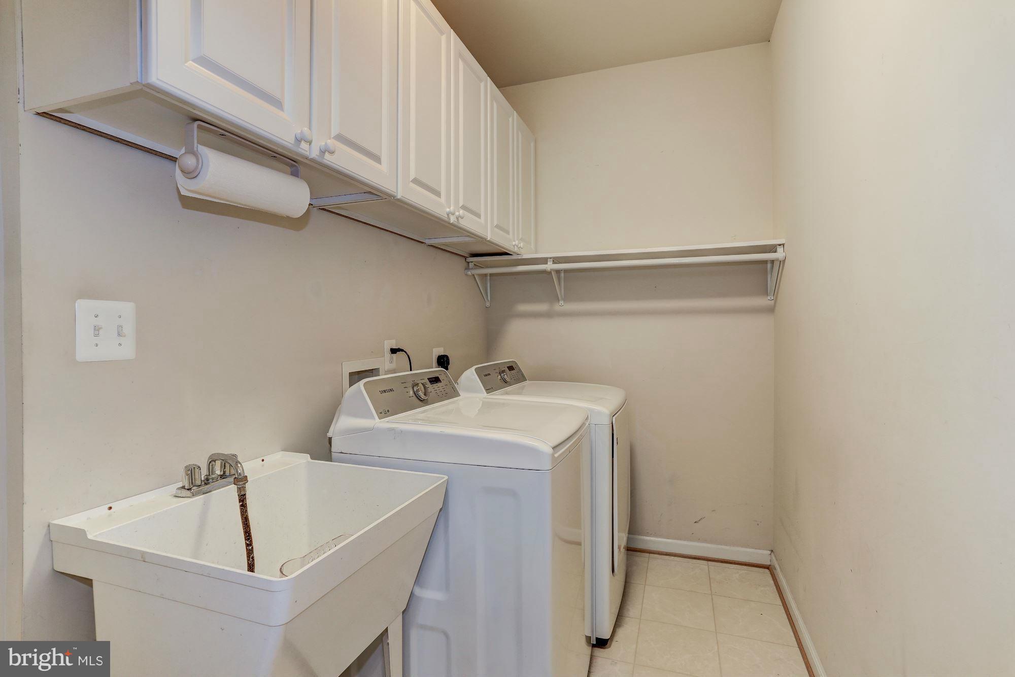 HERITAGE HUNT - Residential Lease