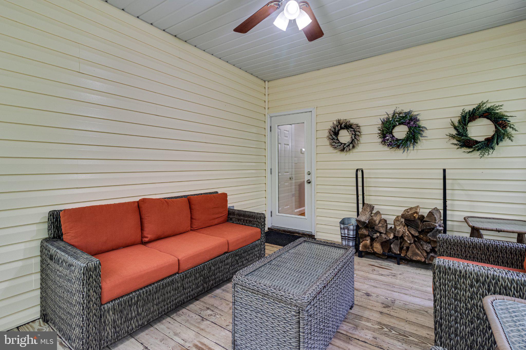 PEACH BLOSSOM FARM - Residential