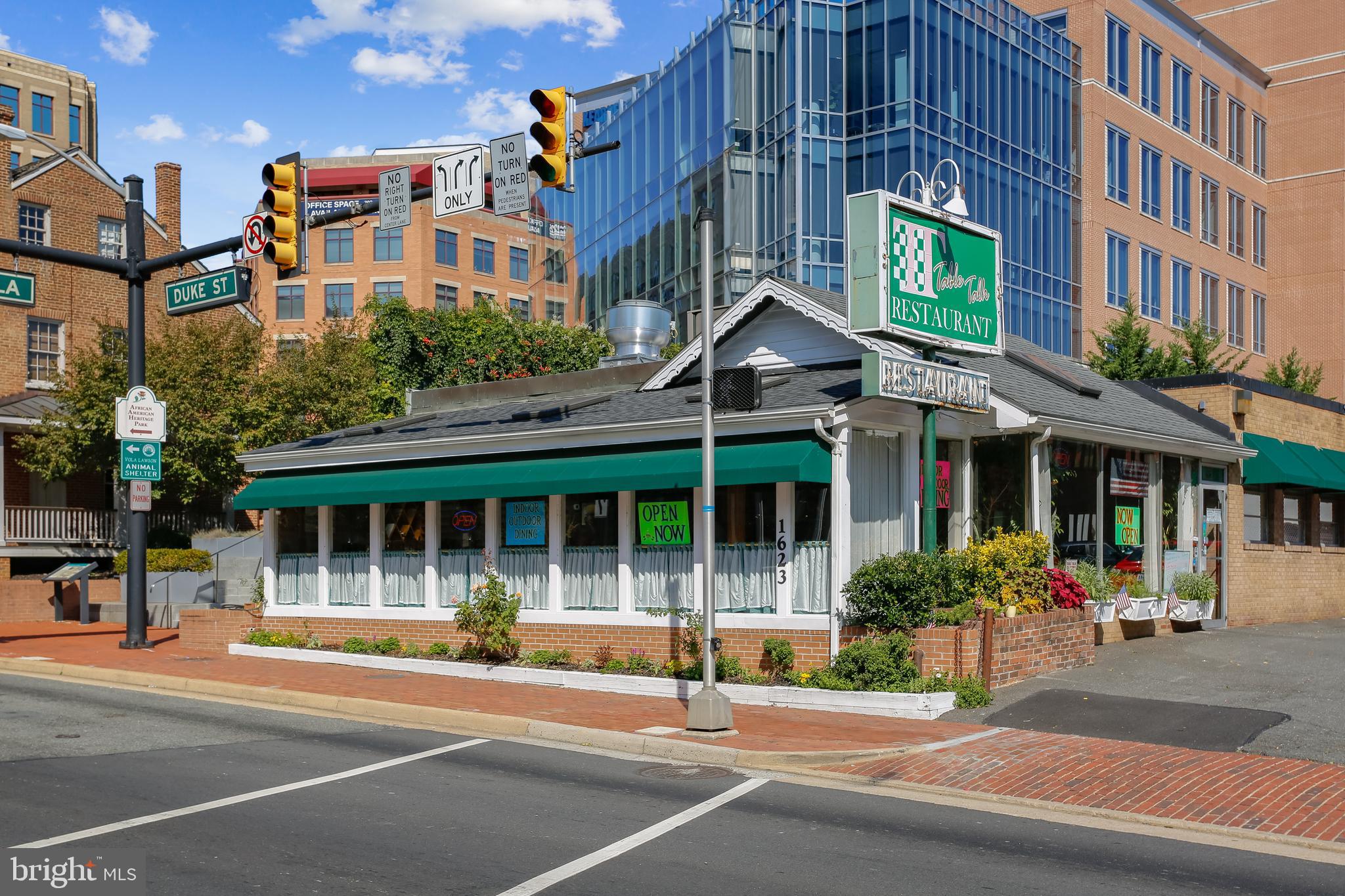 THE ROYALTON - Residential Lease