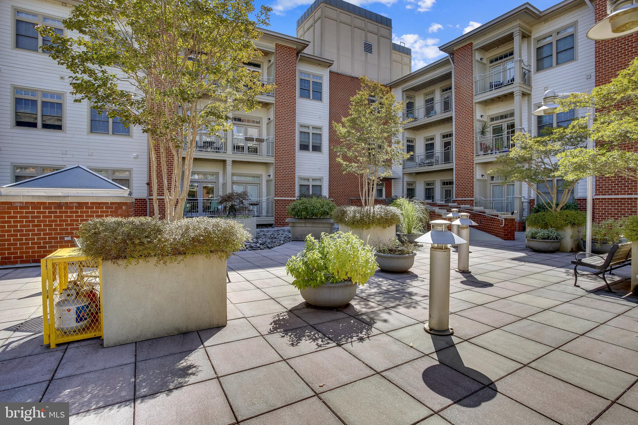 THE ROYALTON - Residential Lease