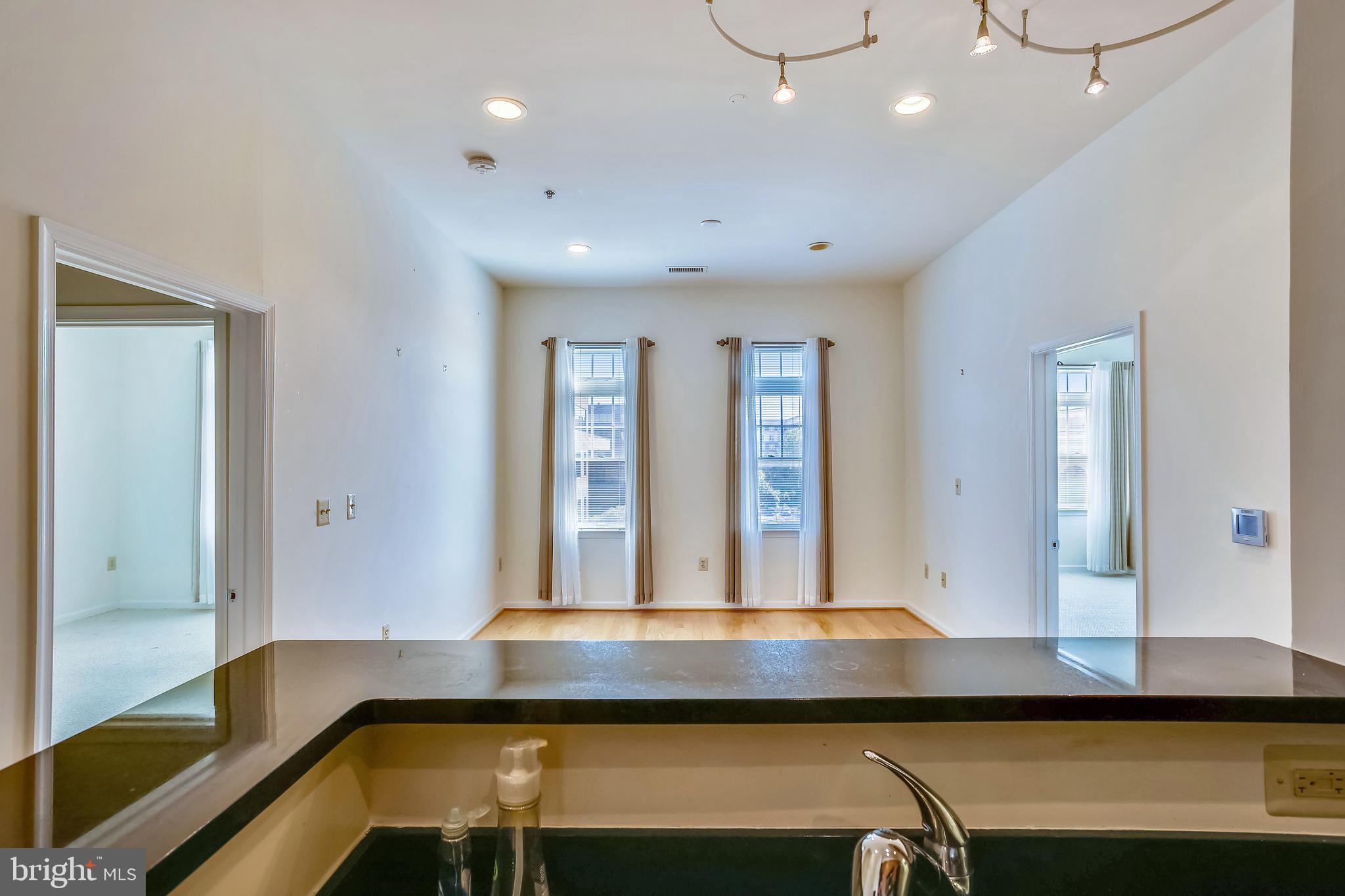 THE ROYALTON - Residential Lease