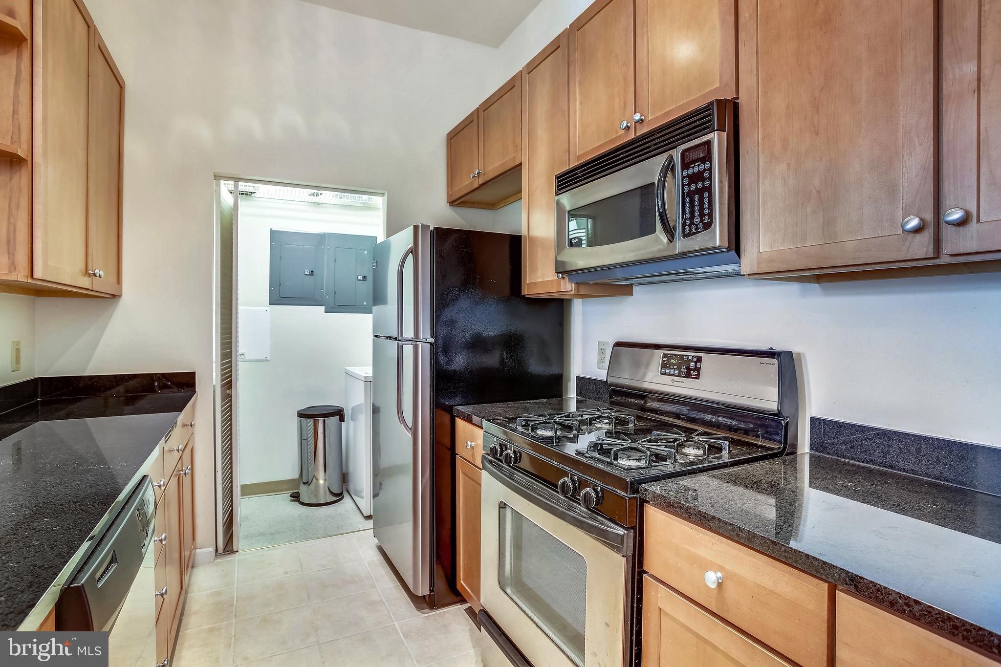 THE ROYALTON - Residential Lease