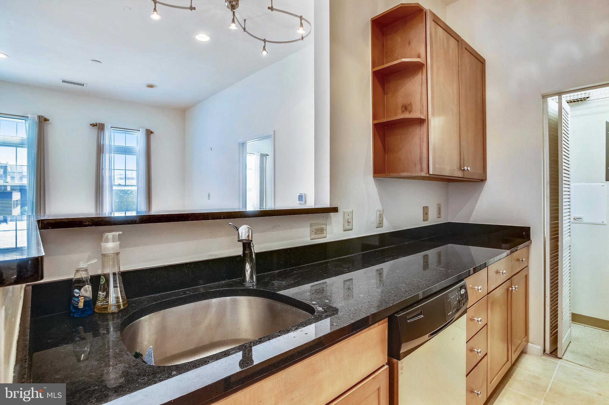 THE ROYALTON - Residential Lease