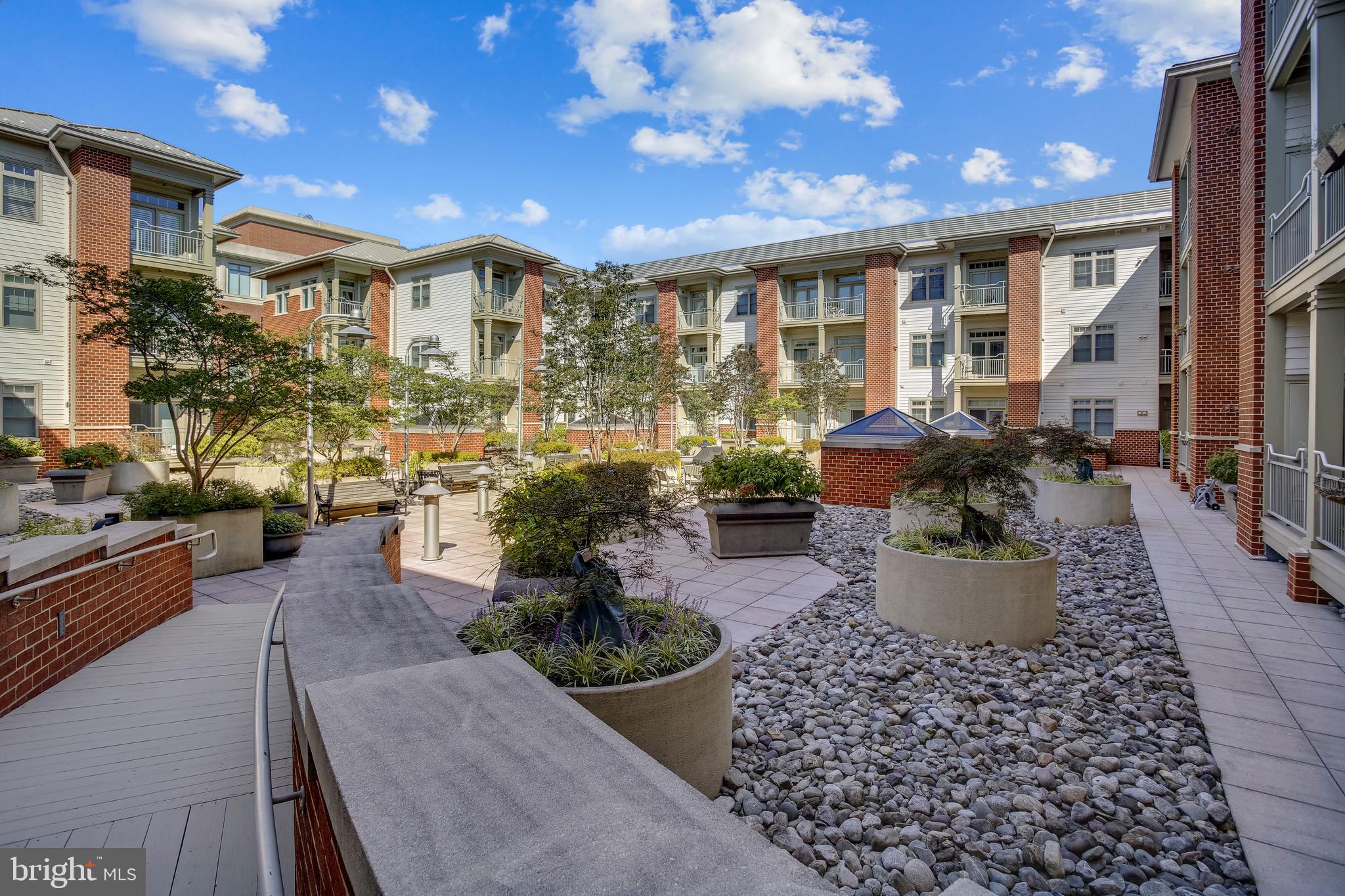 THE ROYALTON - Residential Lease