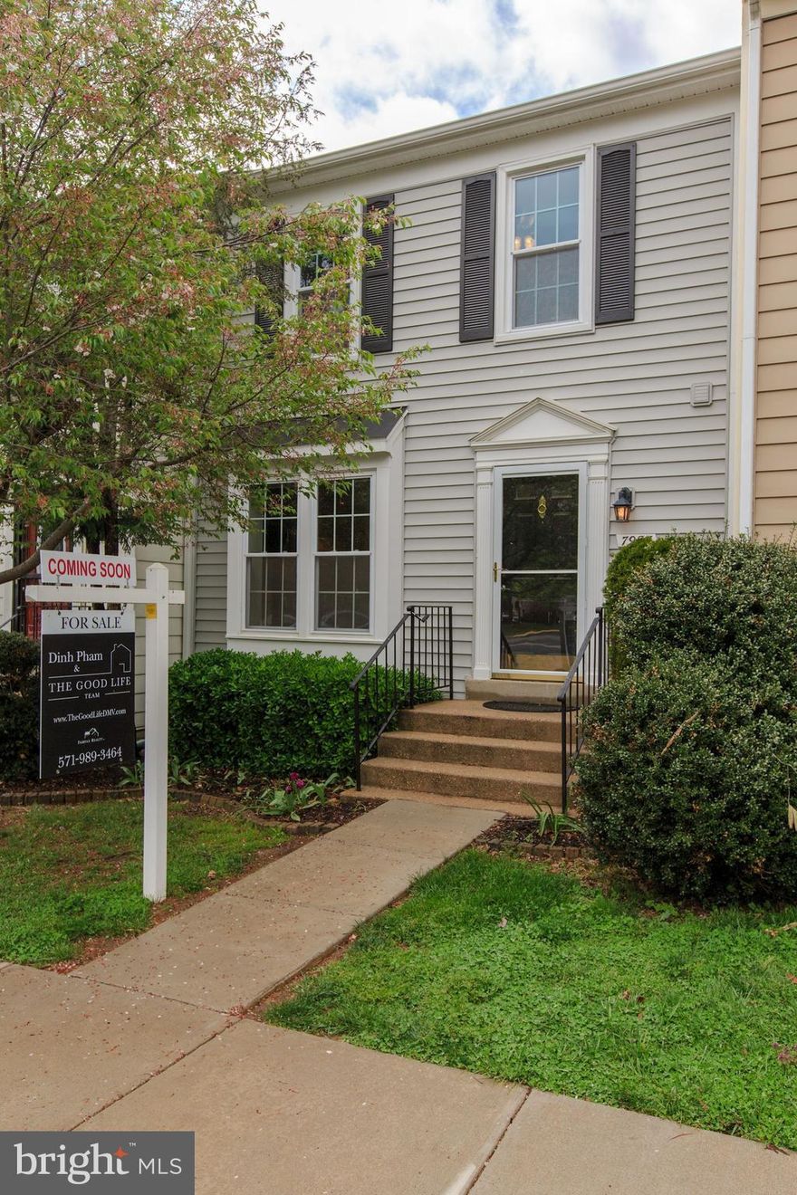 Updated TH w/ 2 MASTER SUITES: Updated Kitchen w/ Stainless Steel appliances, Granite Countertops, Brand-New Solid Hardwood Floors on ML, Brand-New Carpet on UL, Updated Bathrooms, Newer Windows & Siding, Composite wood Deck, And WALK TO Chipotle, Starbucks, Giant Grocery and many more Restaurants in less than 5 minutes!