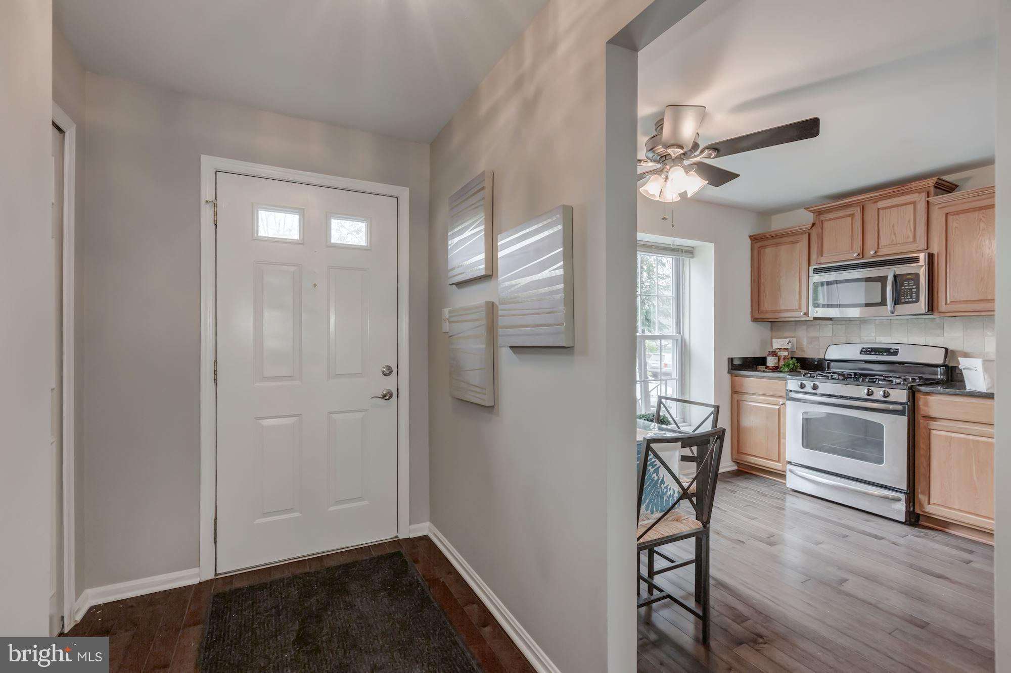 SARATOGA TOWNHOUSES - Residential