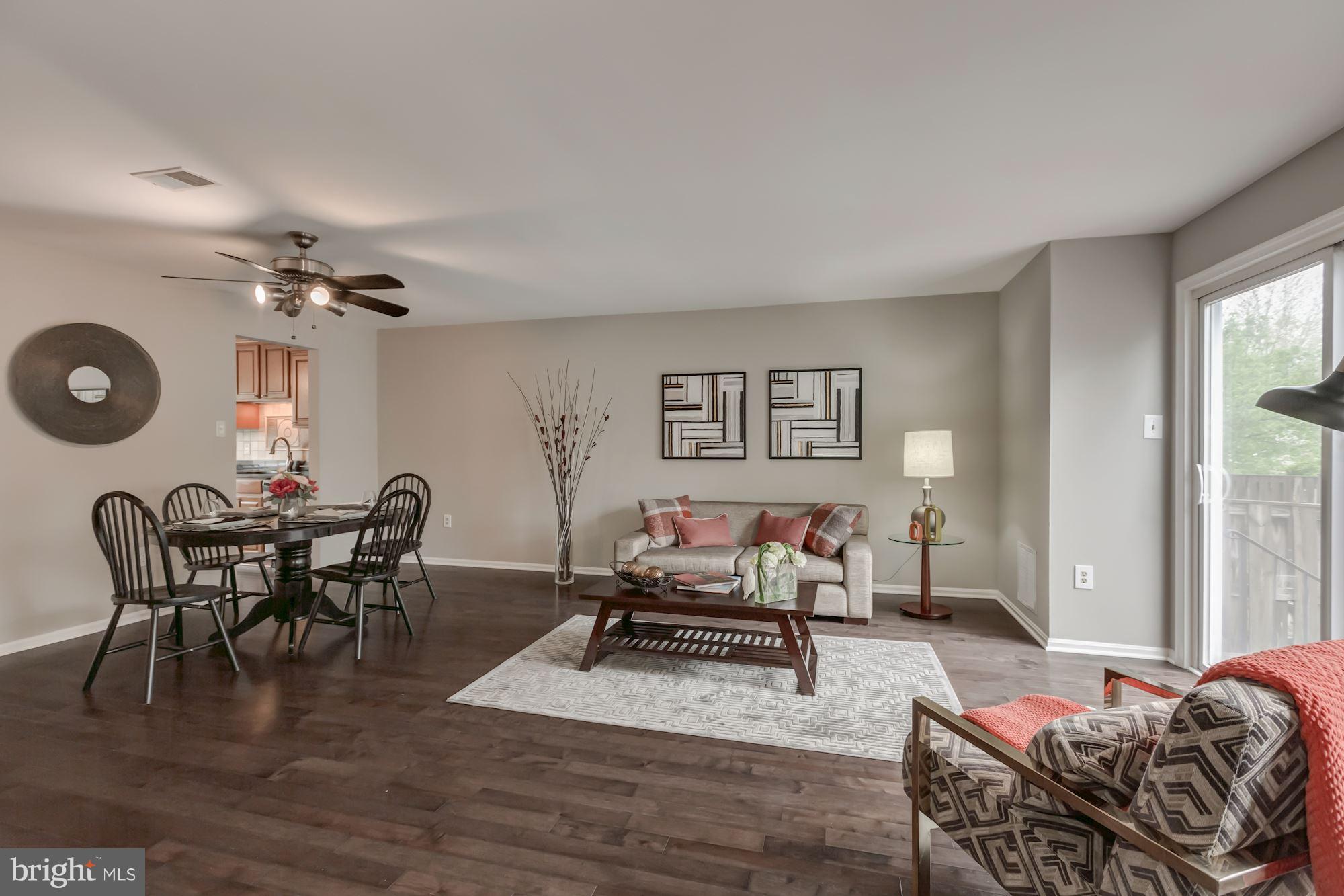 SARATOGA TOWNHOUSES - Residential