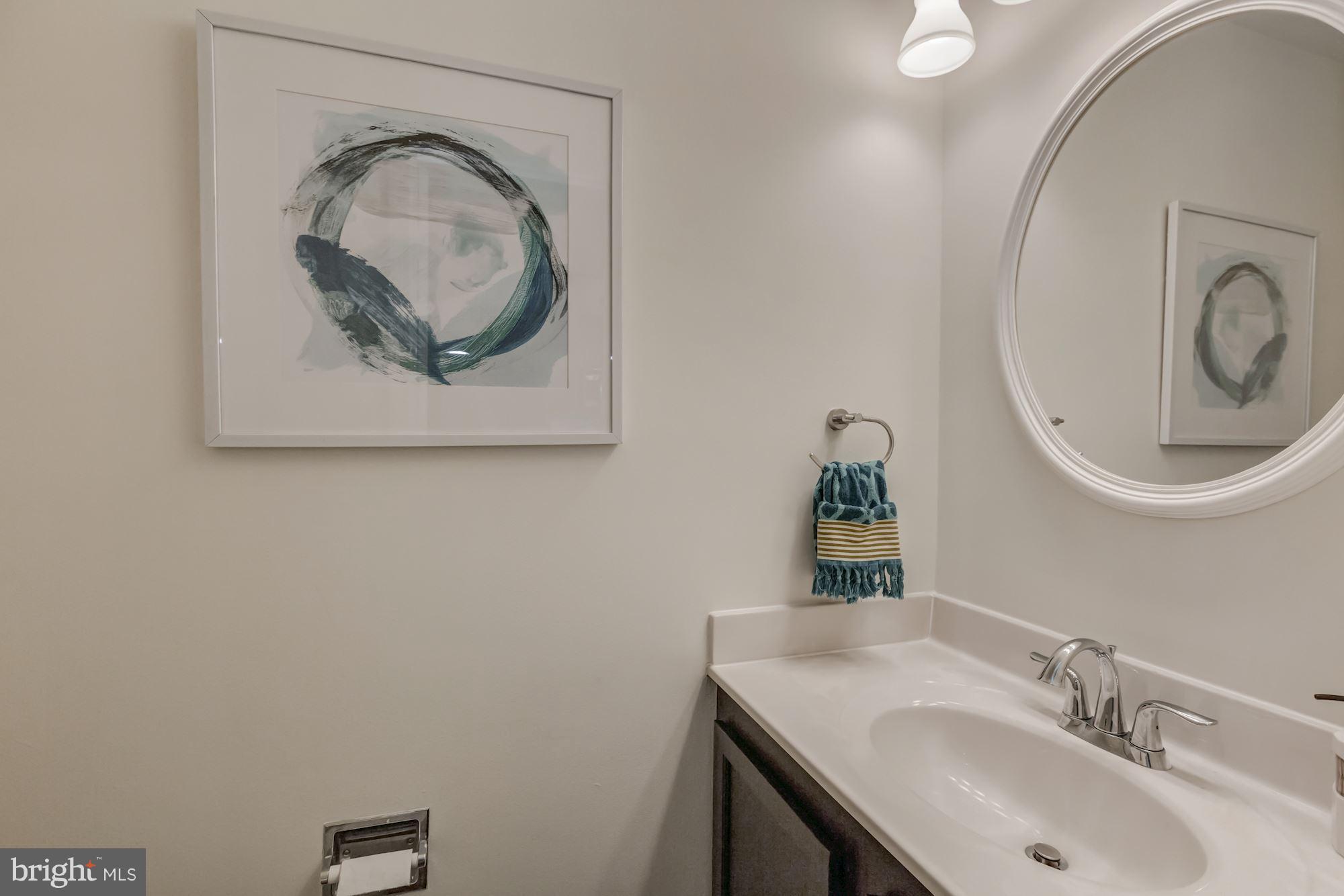 SARATOGA TOWNHOUSES - Residential