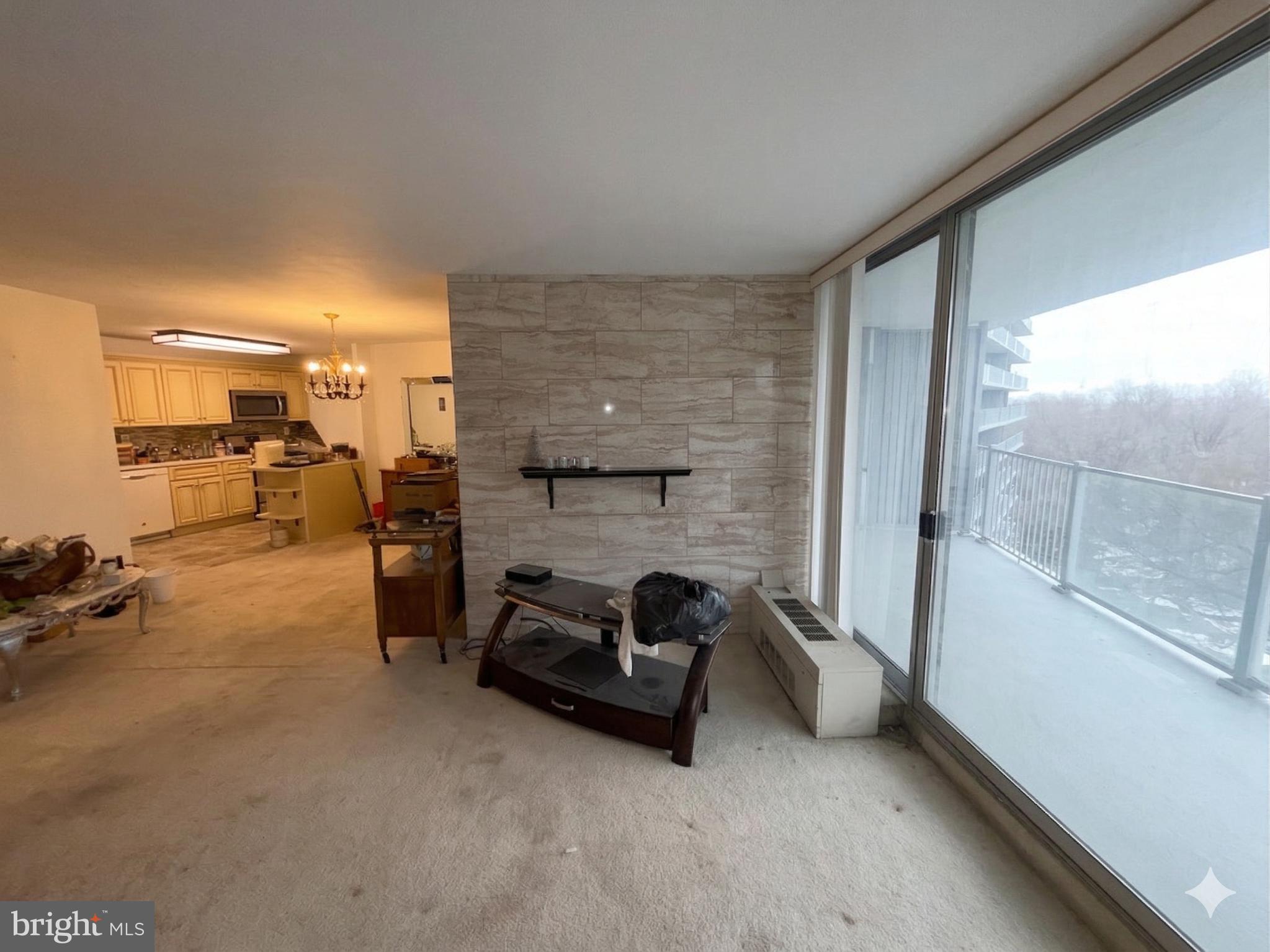 WYNNEFIELD HEIGHTS - Residential