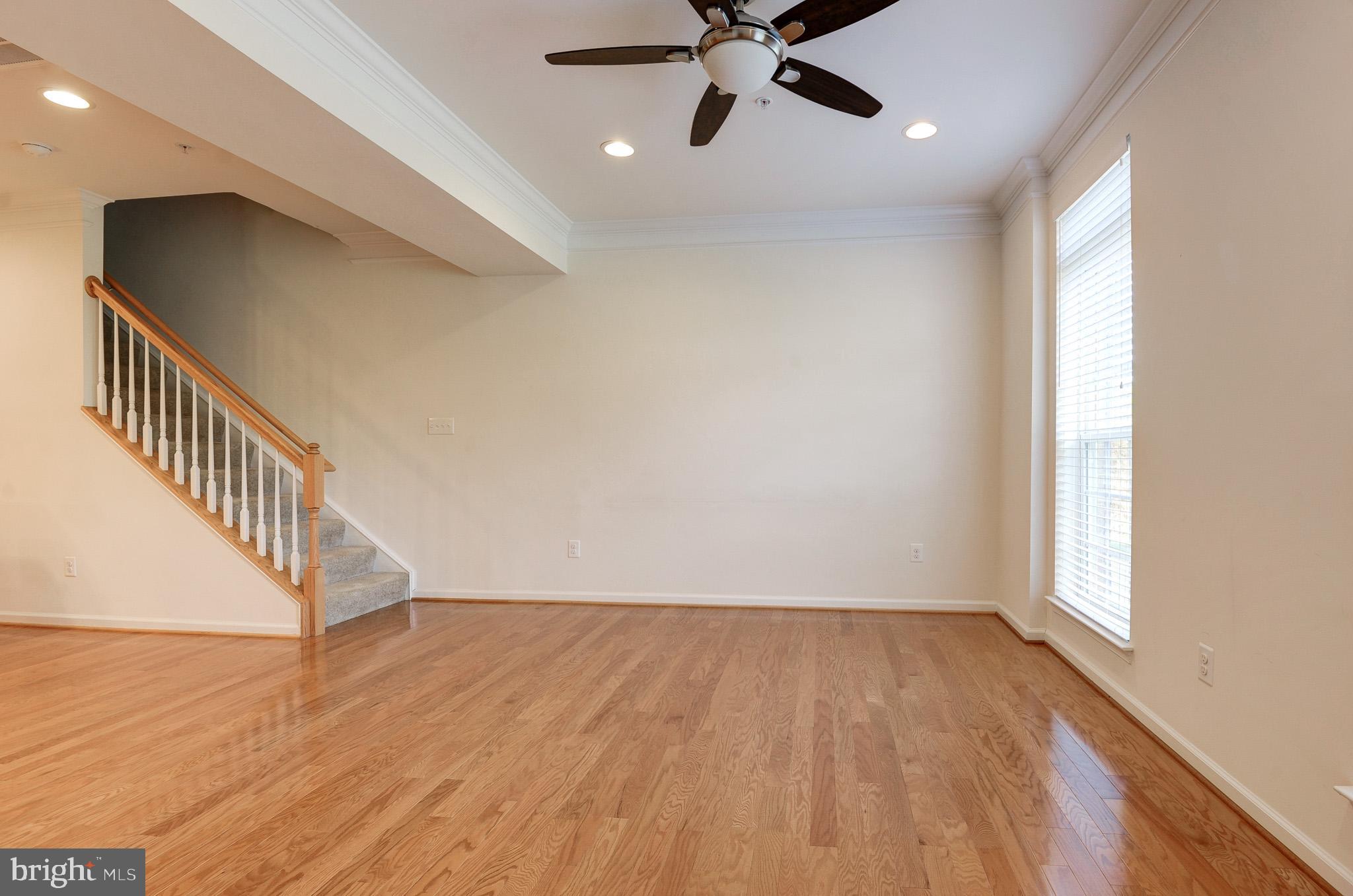 DISCOVERY SQUARE - Residential Lease