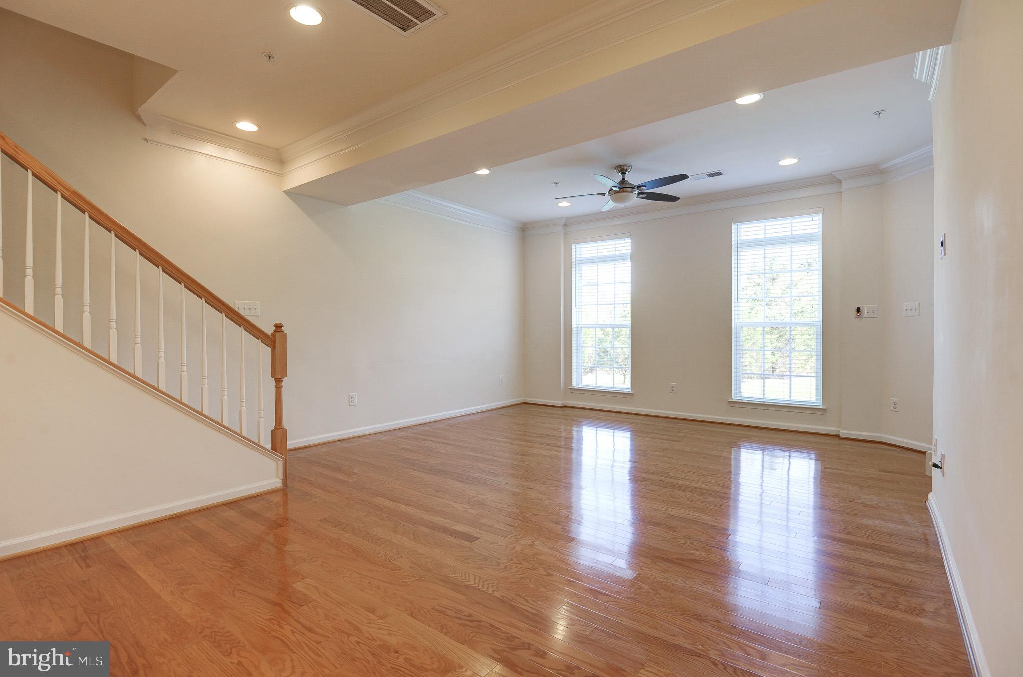 DISCOVERY SQUARE - Residential Lease